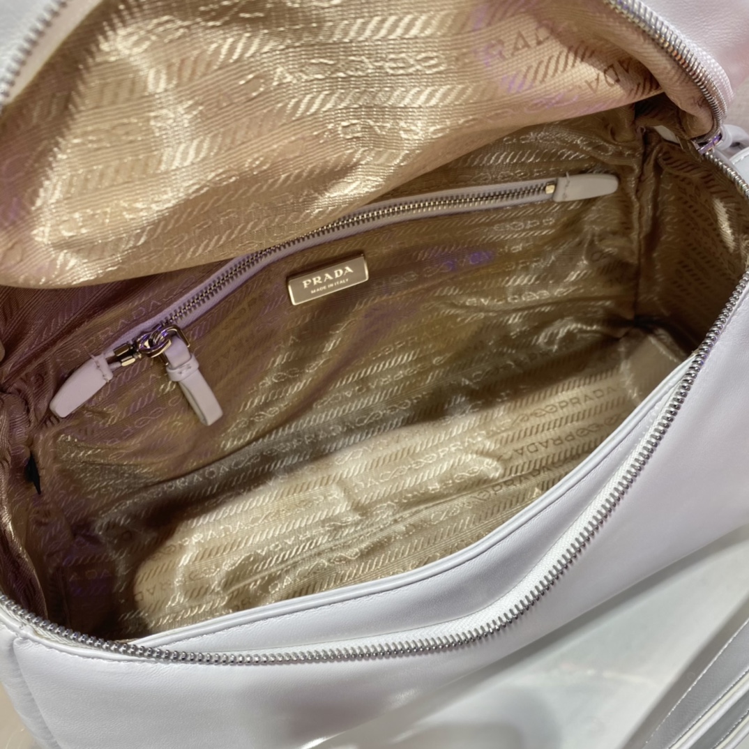 Pra*a lambskin shoulder bag-1bc165-32*21*12cm