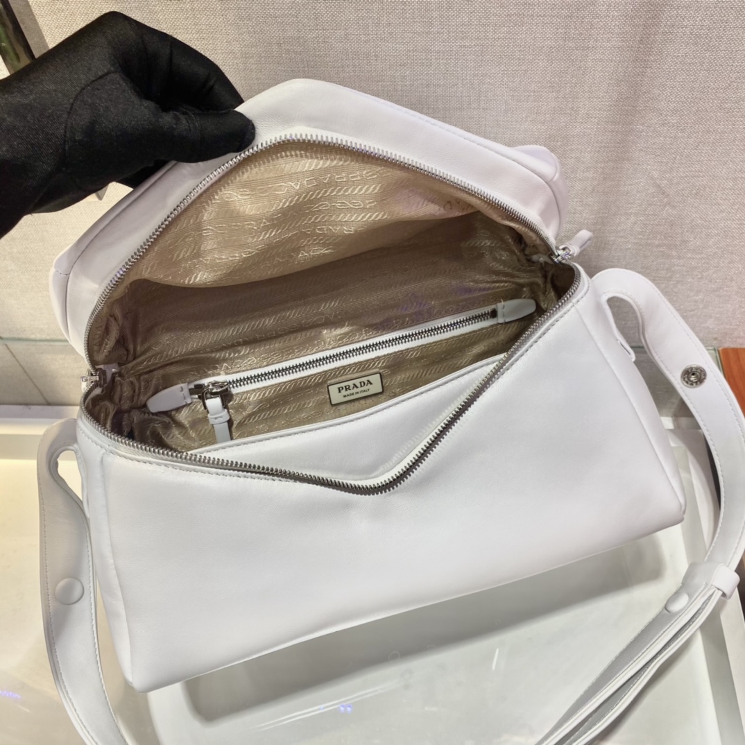 Pra*a lambskin shoulder bag-1bc165-32*21*12cm