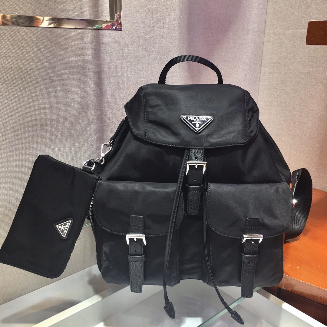 Pra*a backpack 1bz811-30*32*15cm