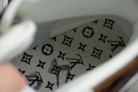l0*is V*t0n boombox sports boots