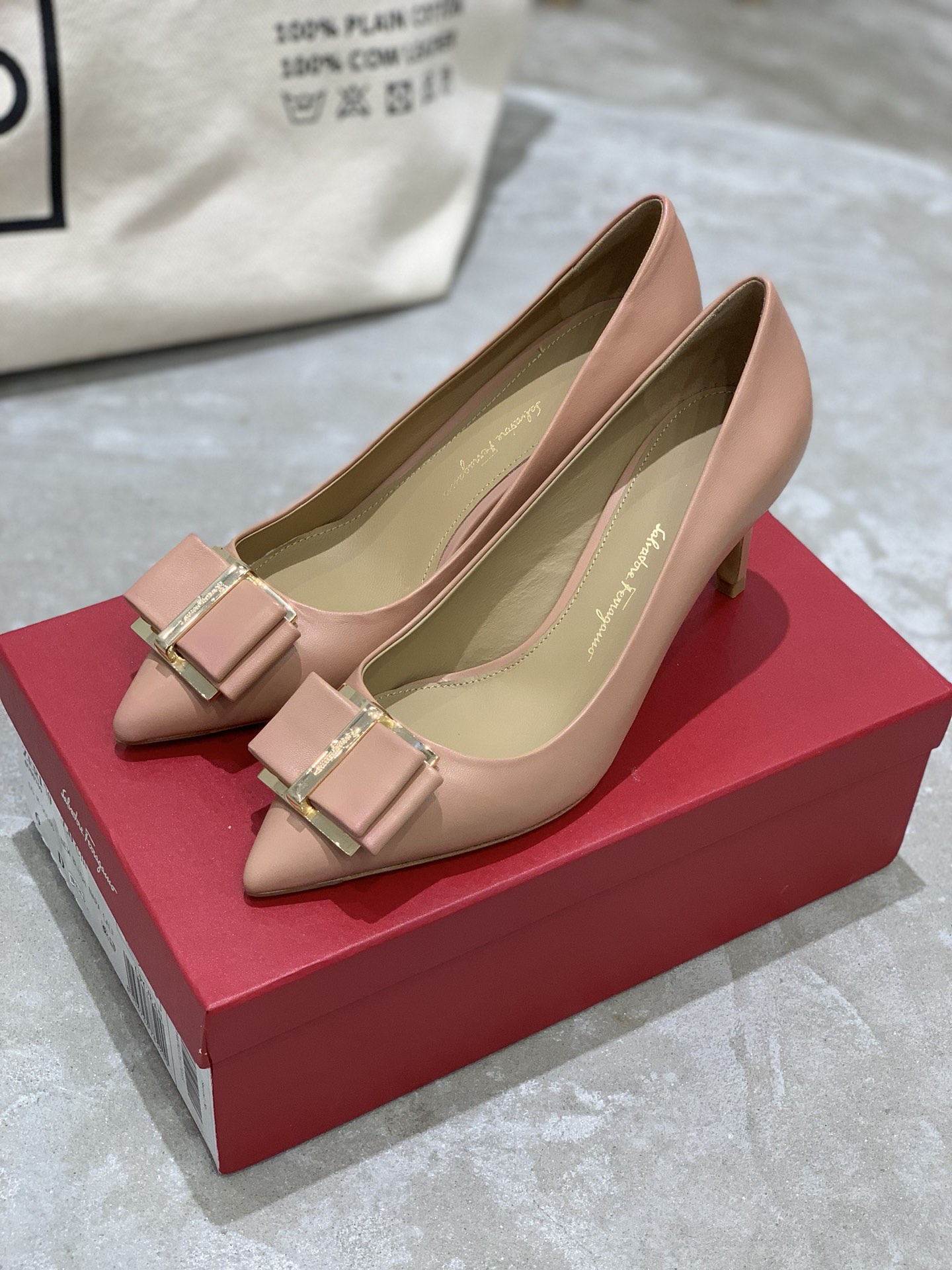 Salvatore Ferragamo-7CM