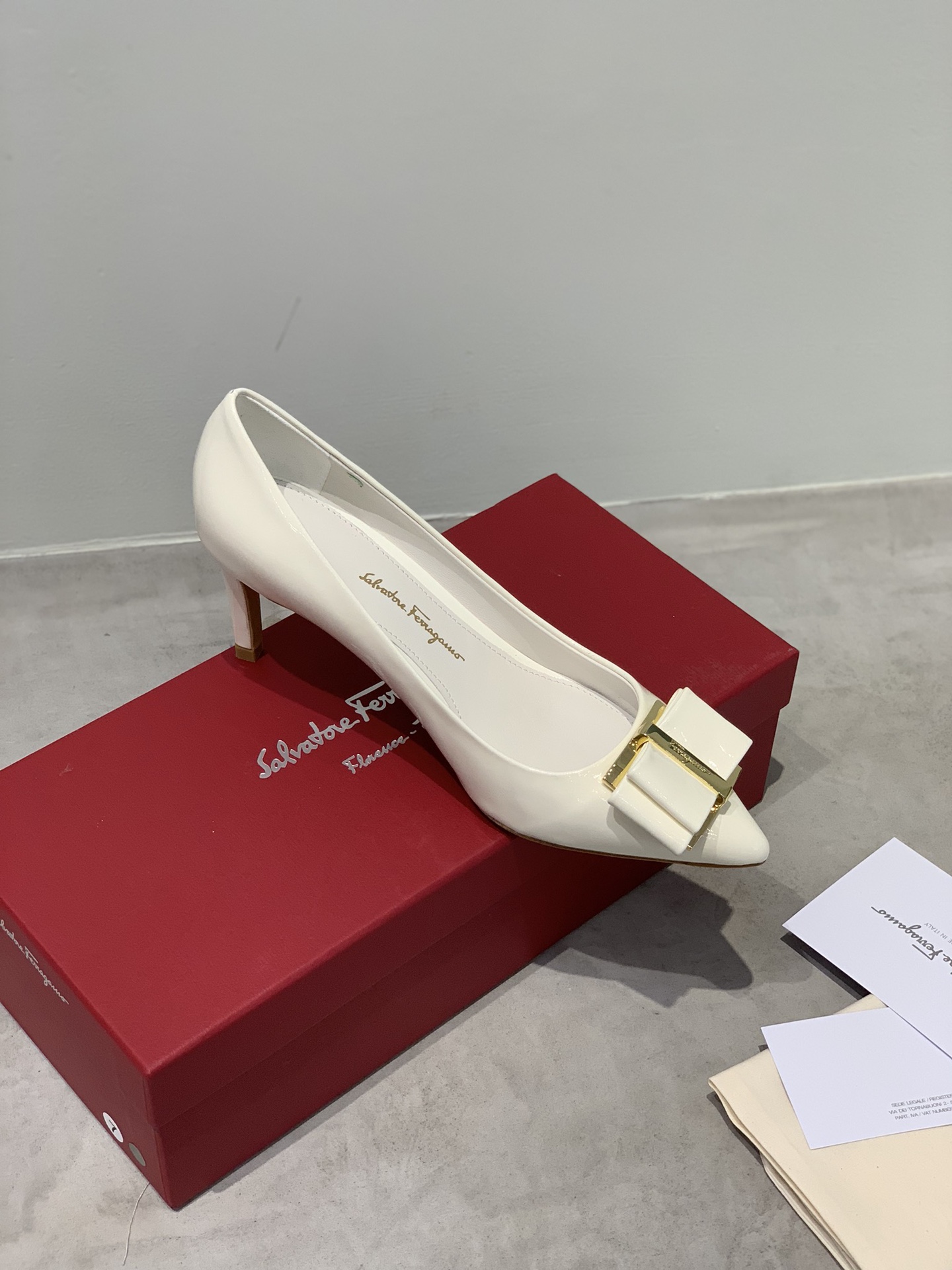 Salvatore Ferragamo-7CM