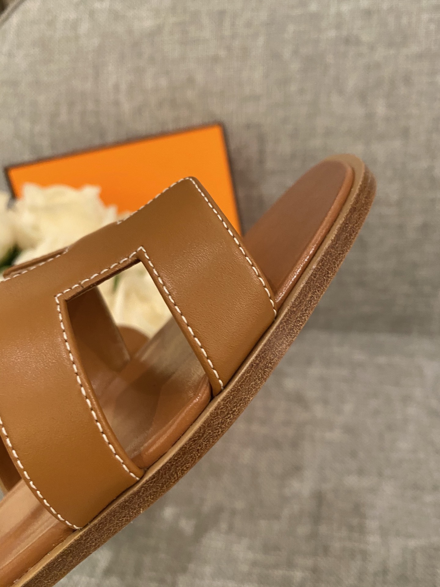 H**mes slippers in smooth leather