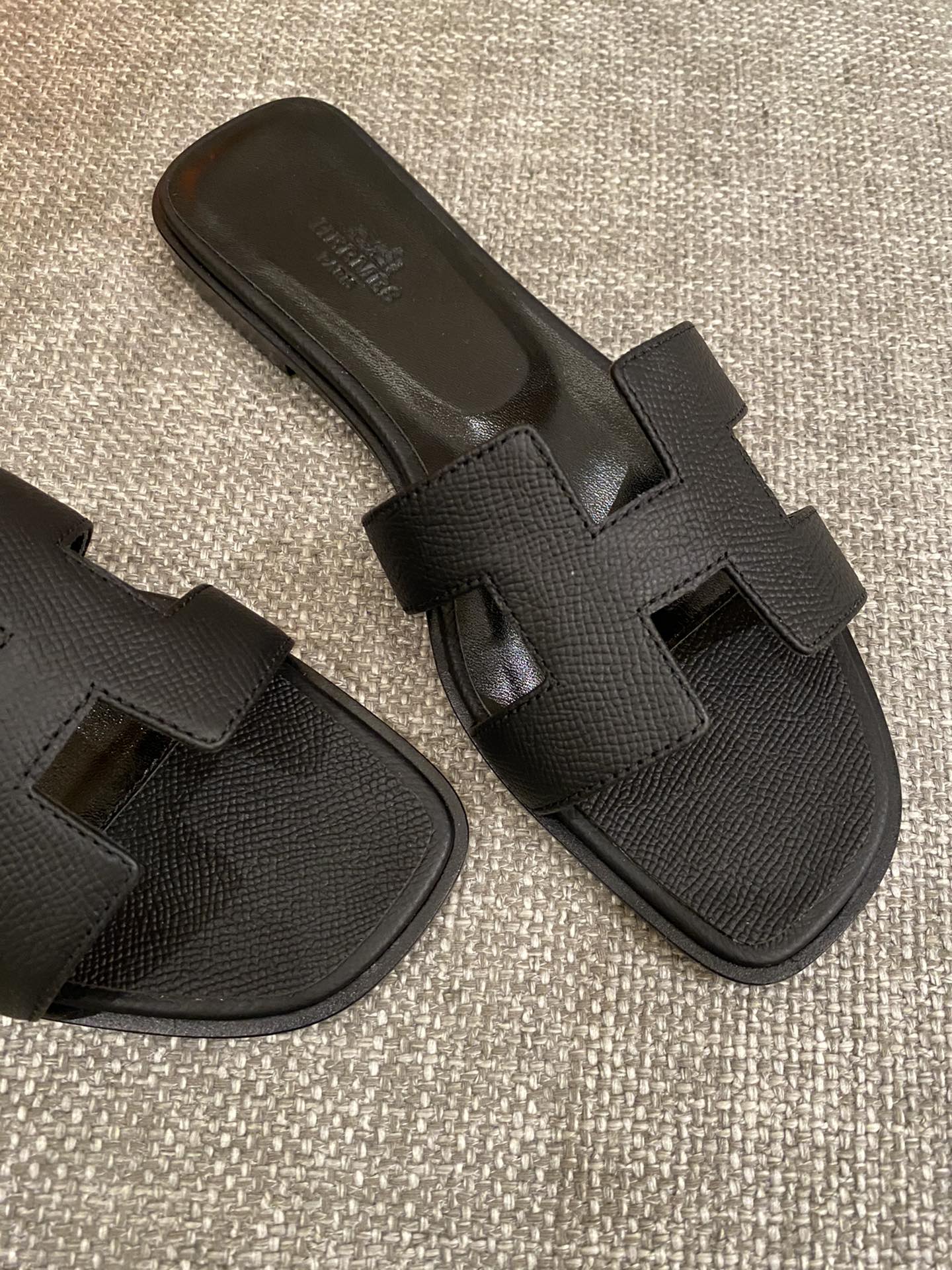 H**mes slippers in caviar leather