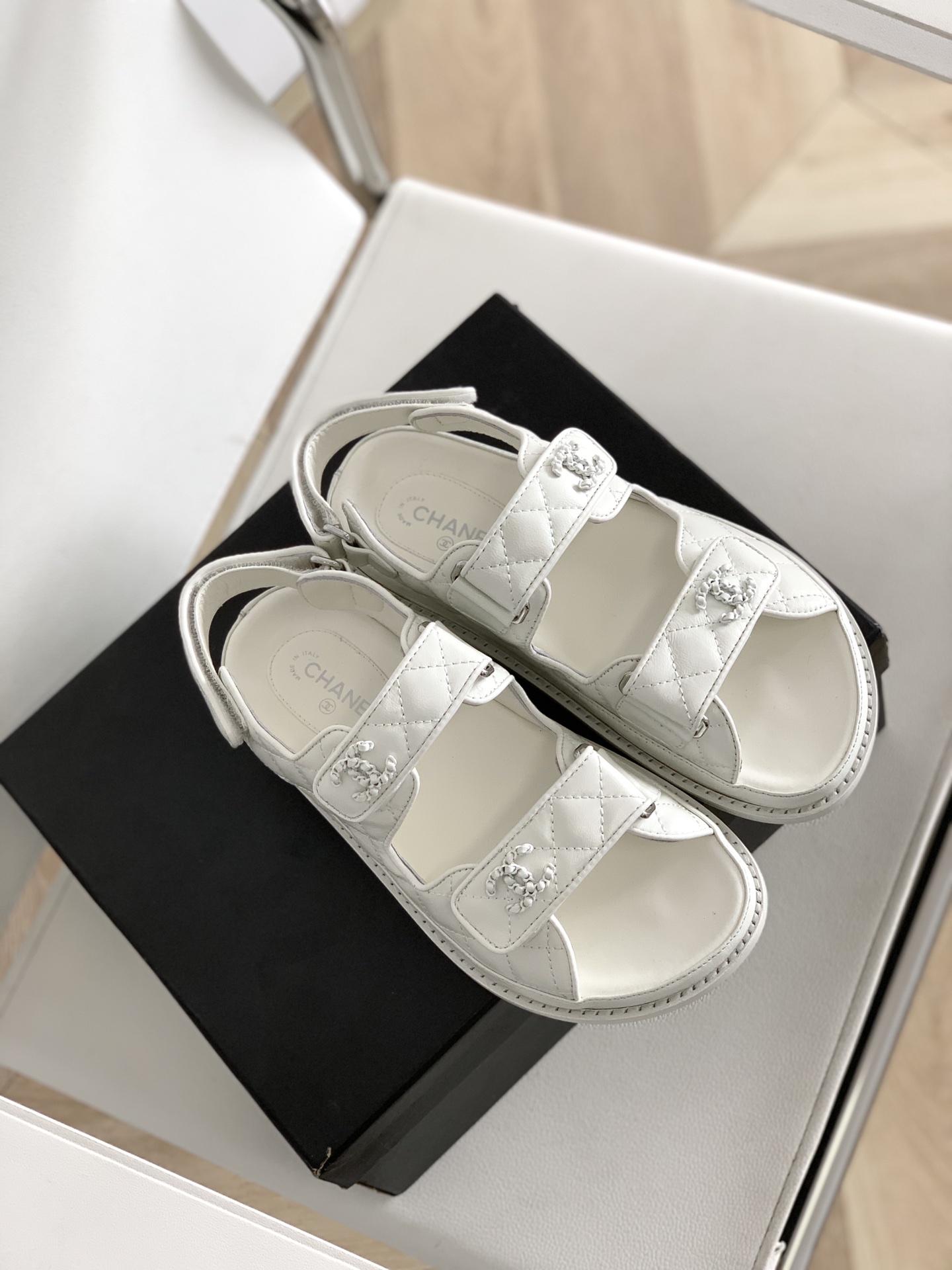 Ch@nel 21ss Sandals
