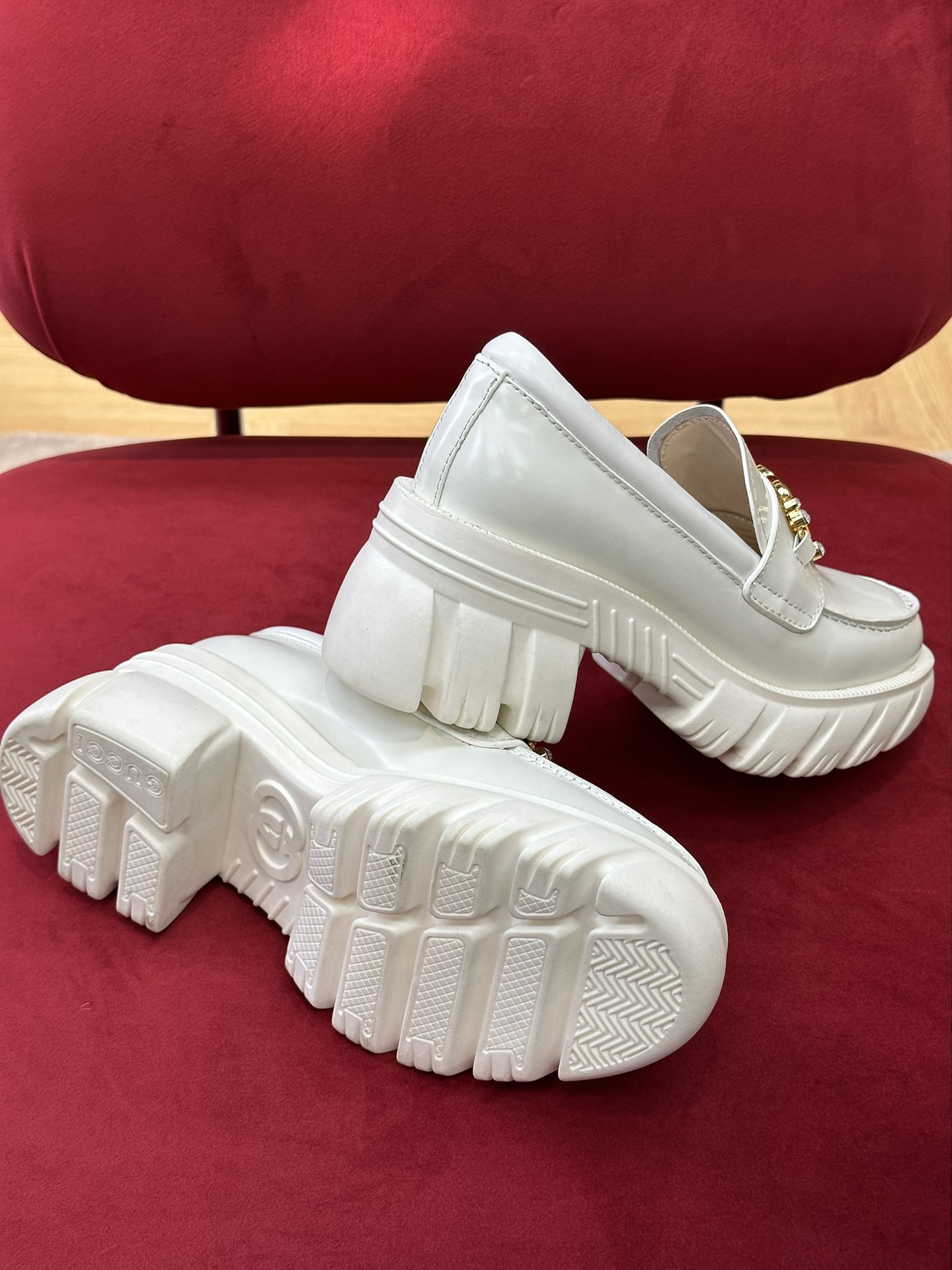 G*u*i loafers