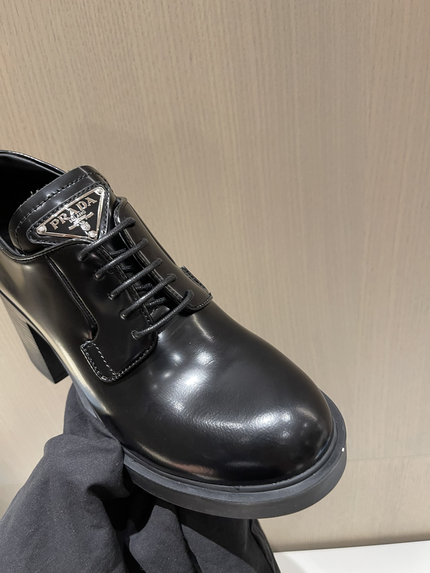 Pra*a loafers 2022ss