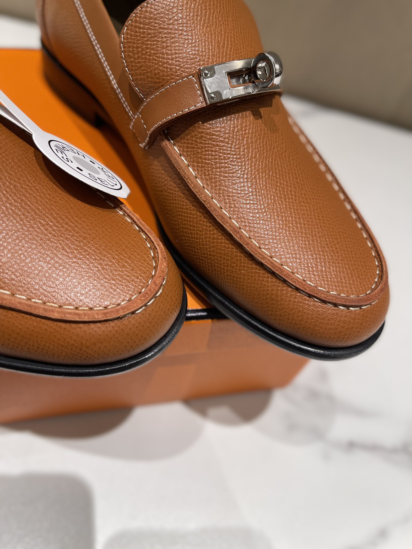 H**mes loafers(eu35-eu40)