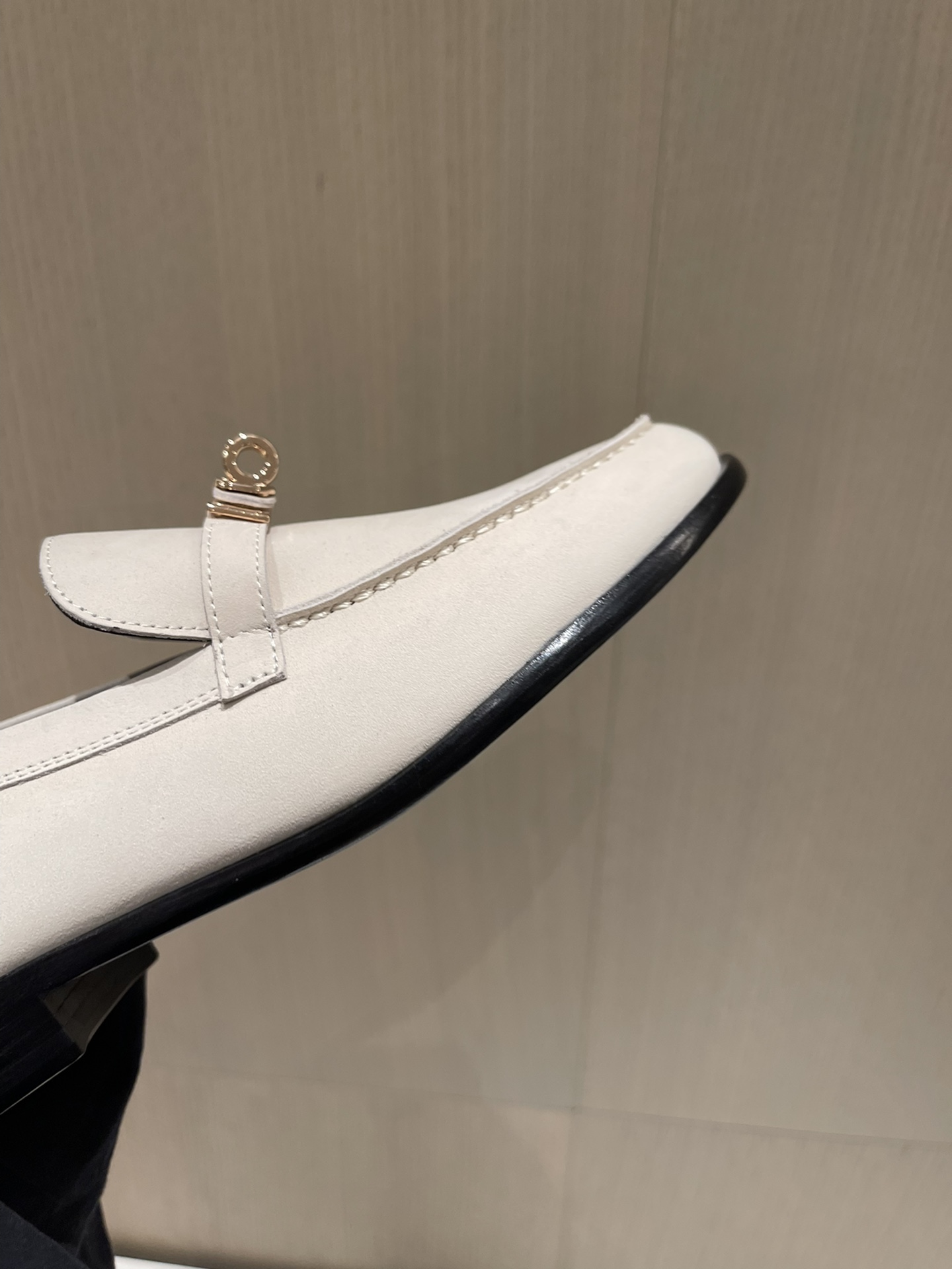 H**mes loafers(eu35-eu40)