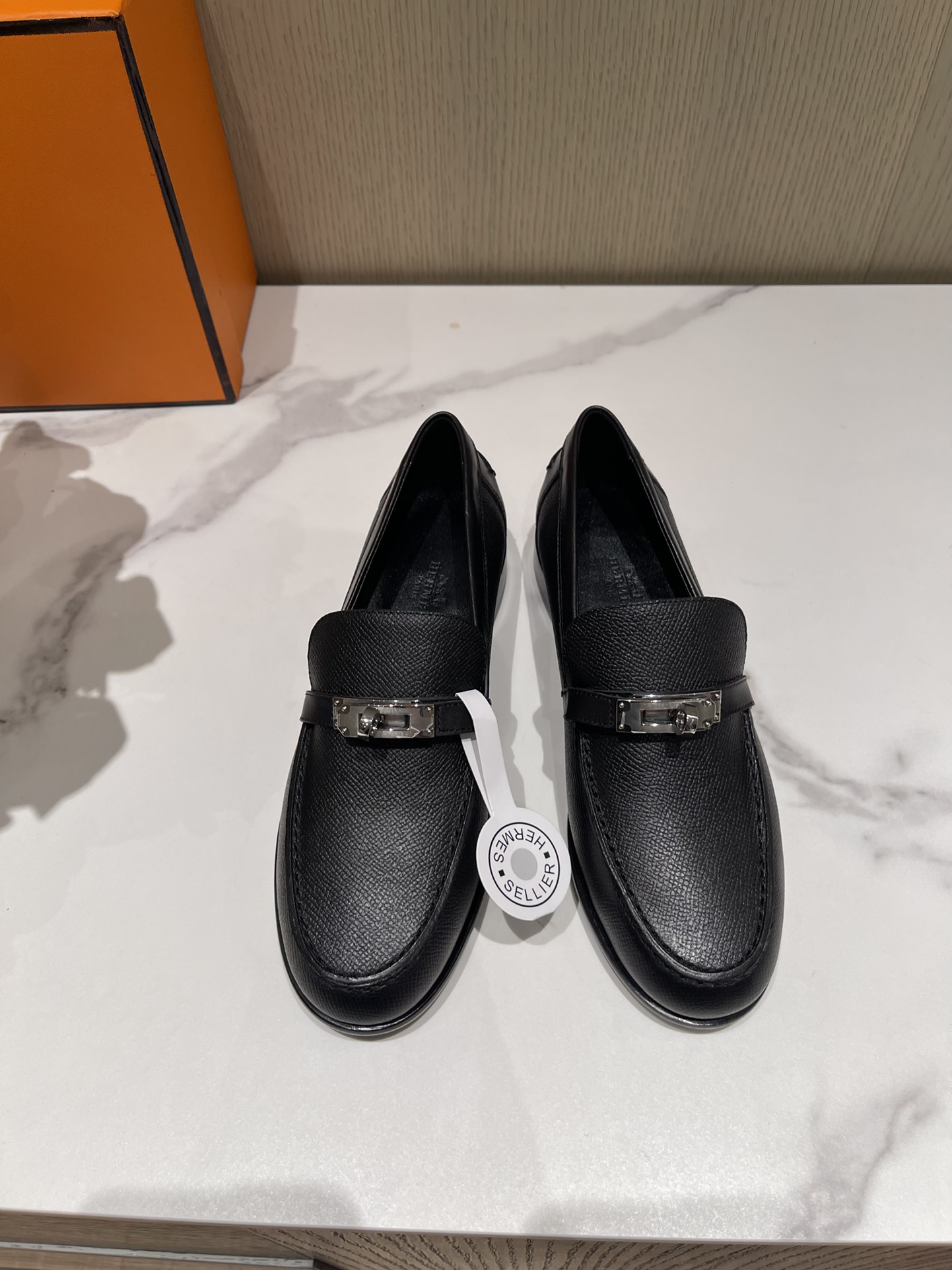 H**mes loafers(eu35-eu40)