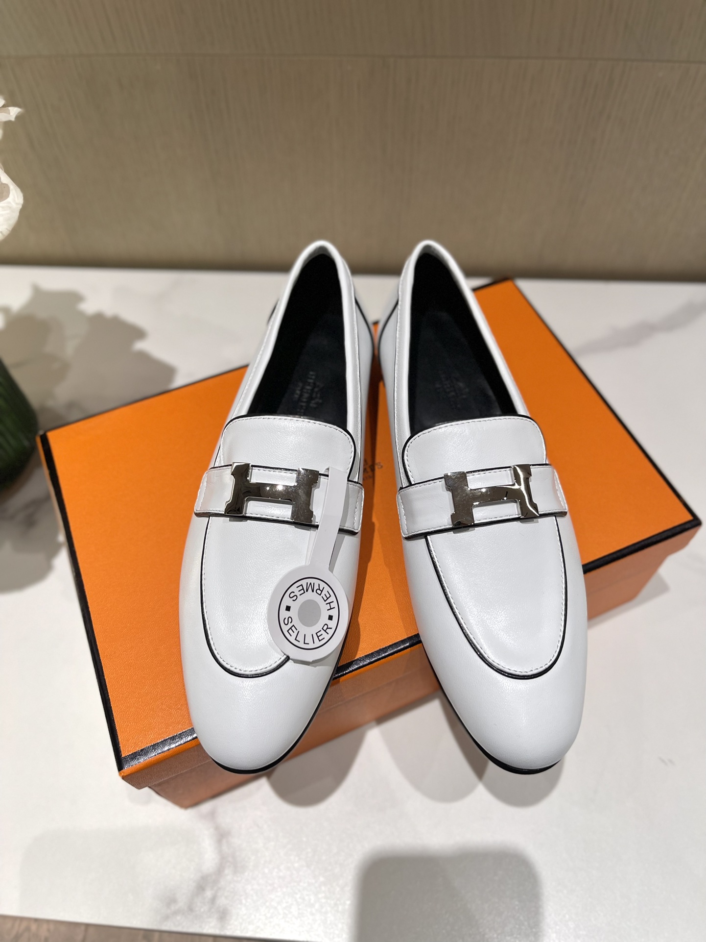 H**mes loafers(eu35-eu40)