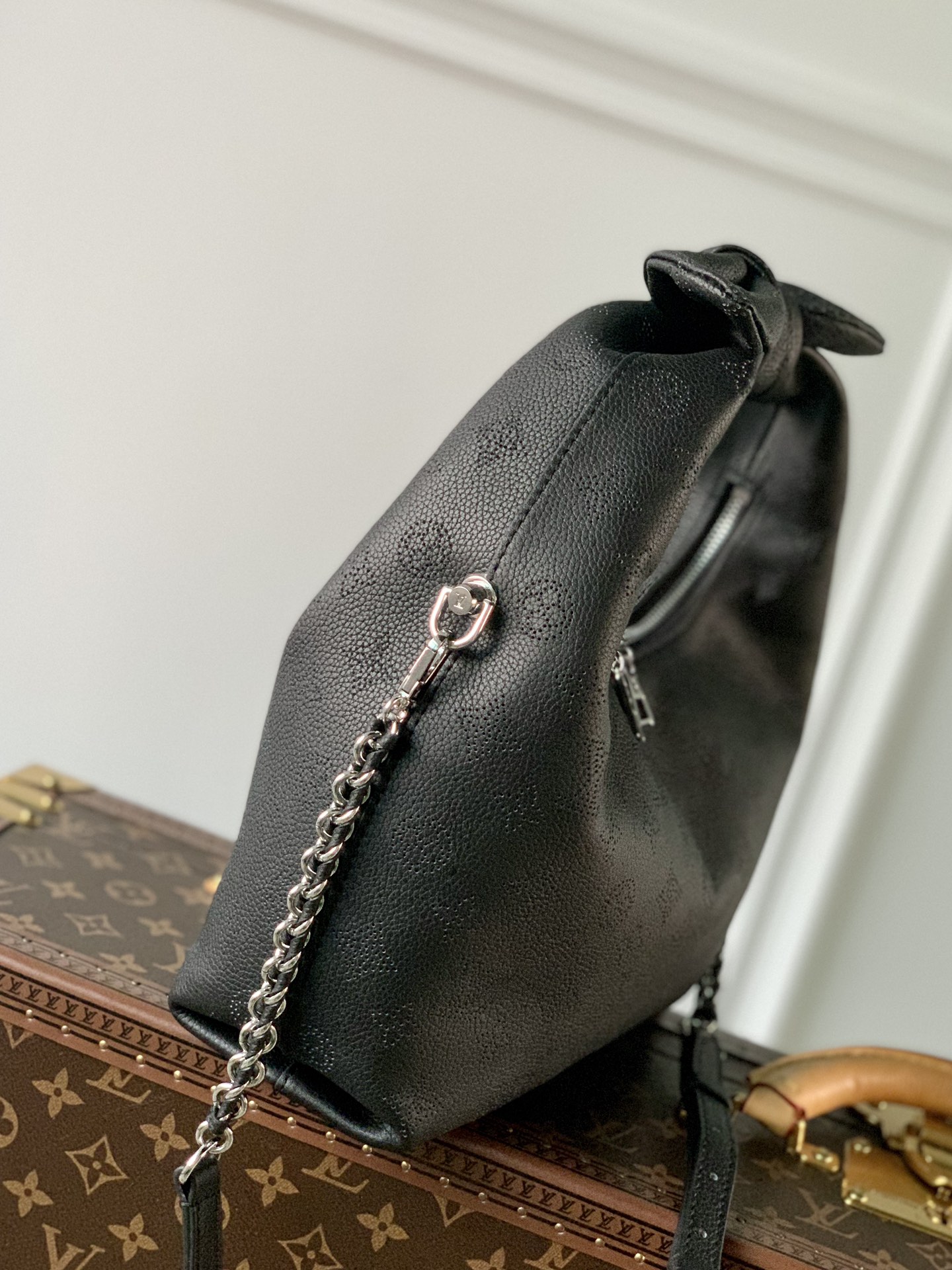 l0*is V*t0n why knot handbag-28*34*12cm