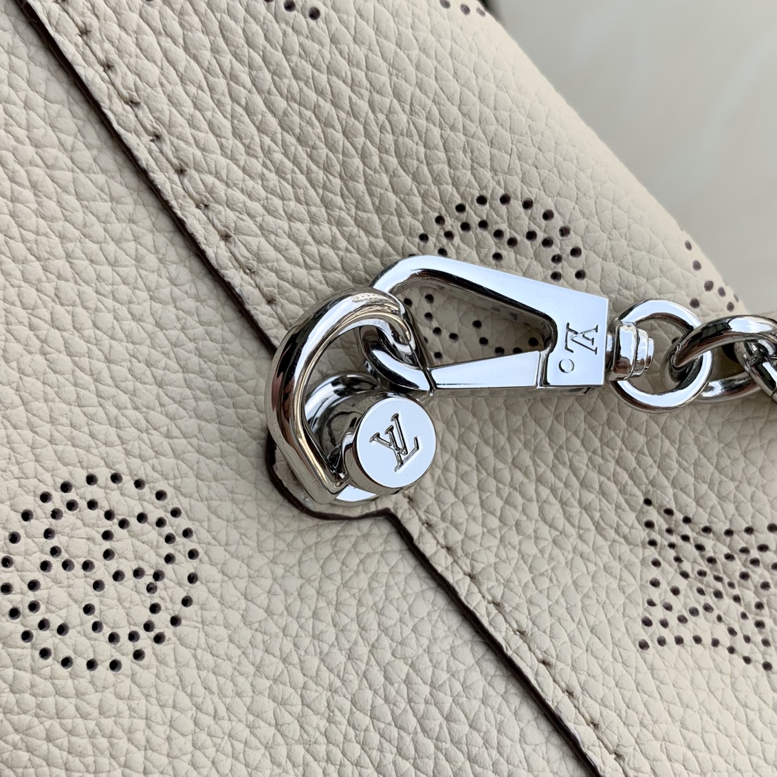 l0*is V*t0n why knot handbag-28*34*12cm