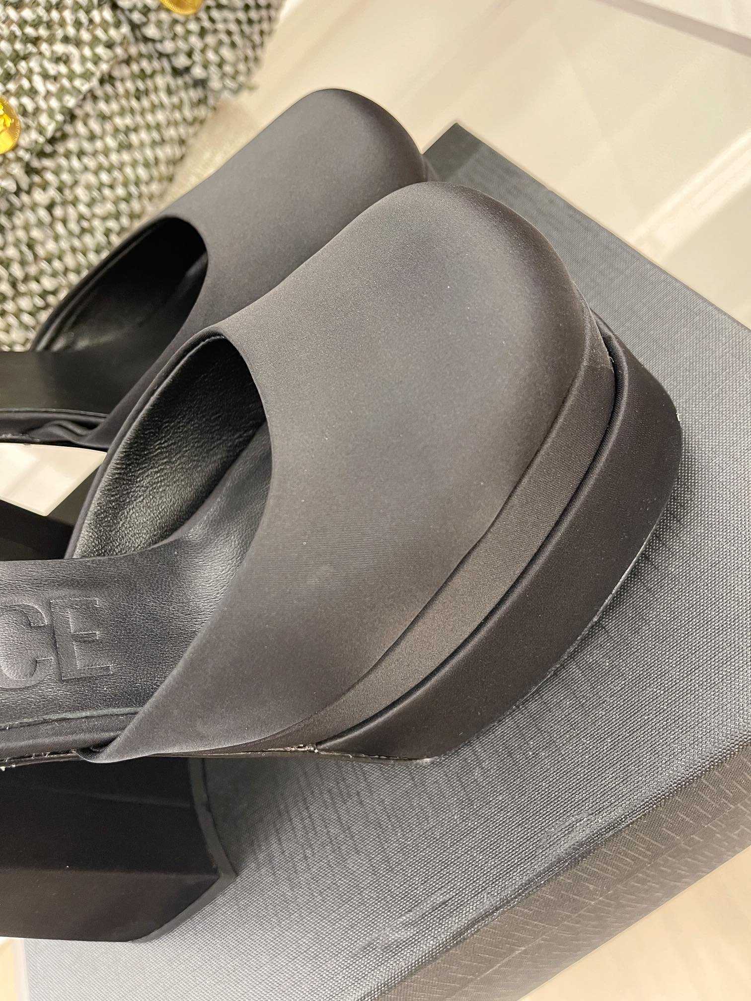 Versace 2022SS Sandals-14CM(EU35-42)