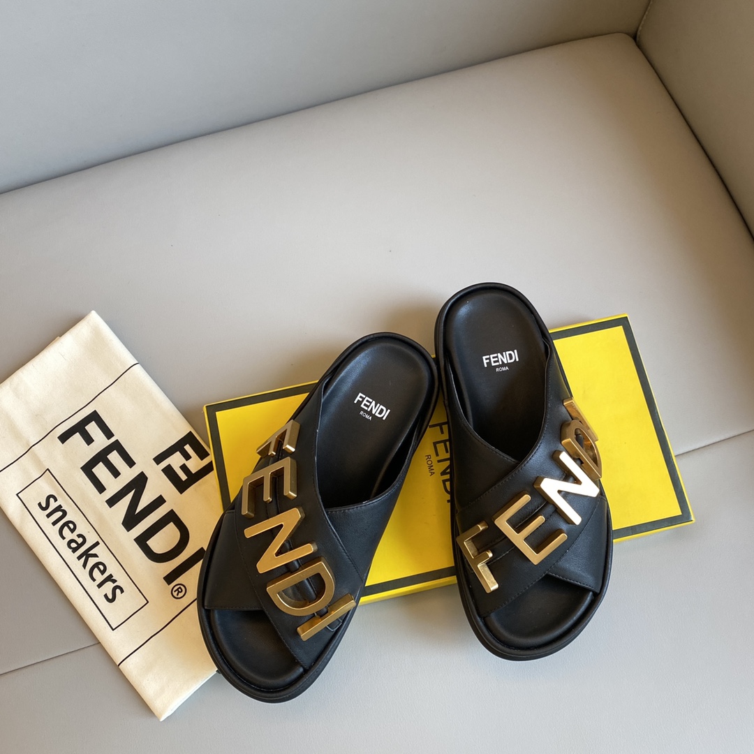 F**digraphy sandals(eu35-41)