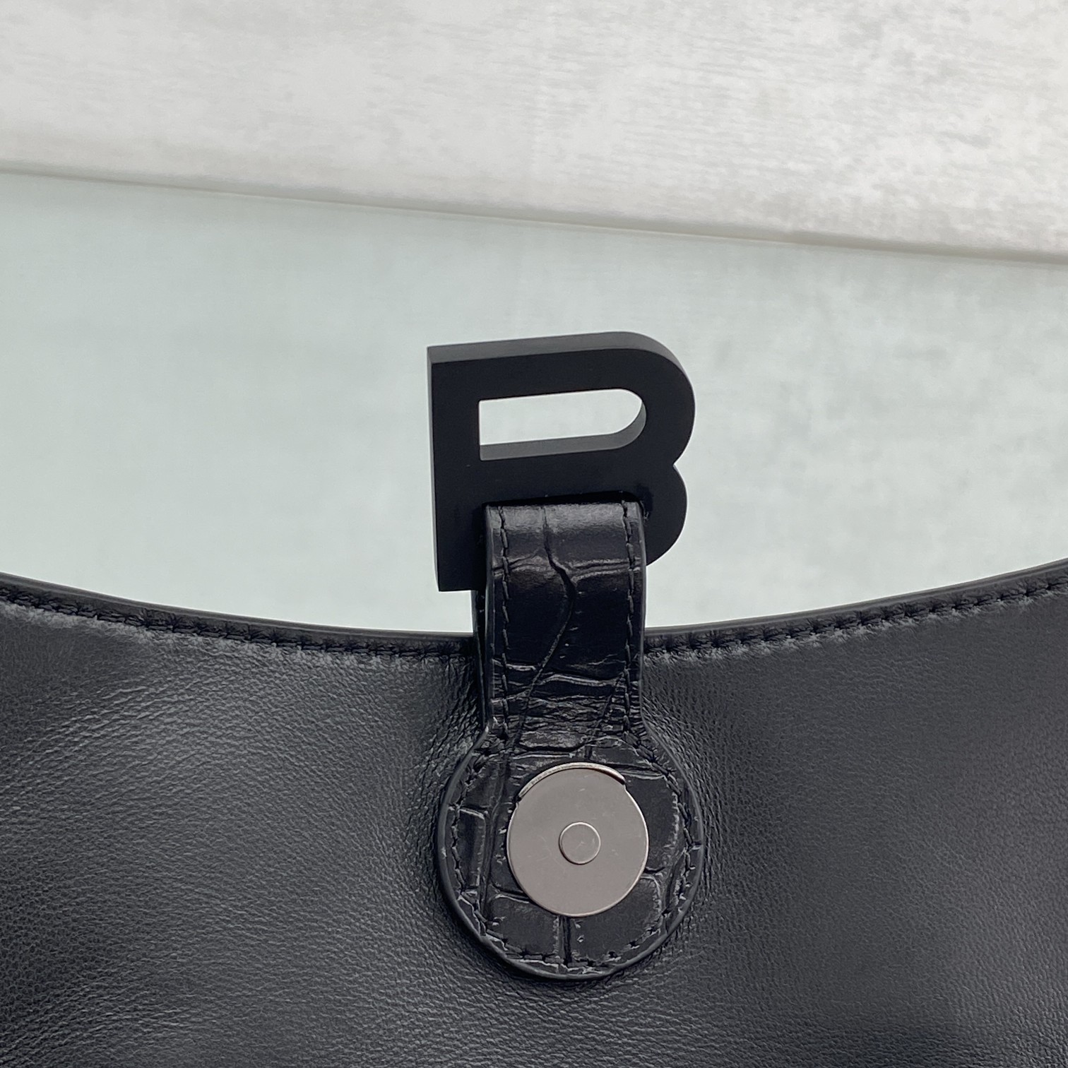 Ba*len*cia*ga hourglass bag-25.5*6*16cm