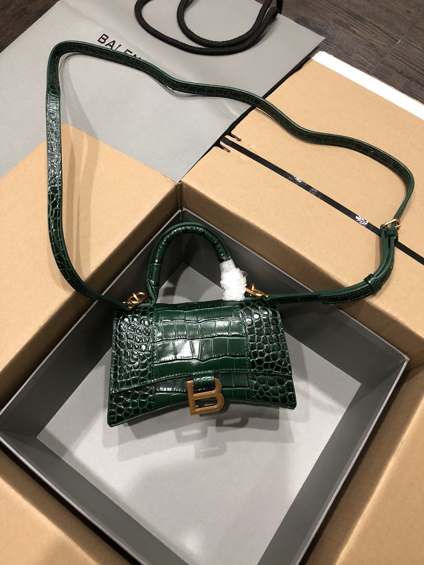Ba*len*cia*ga small hourglass bag-13*8*19cm