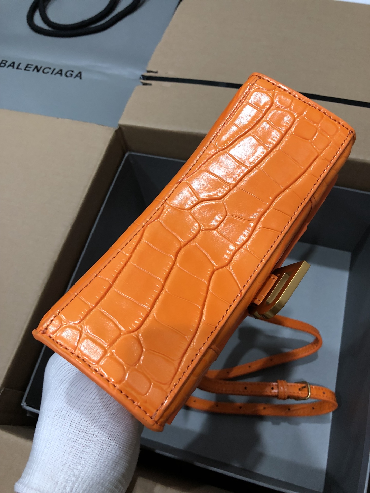 Ba*len*cia*ga small hourglass bag-13*8*19cm