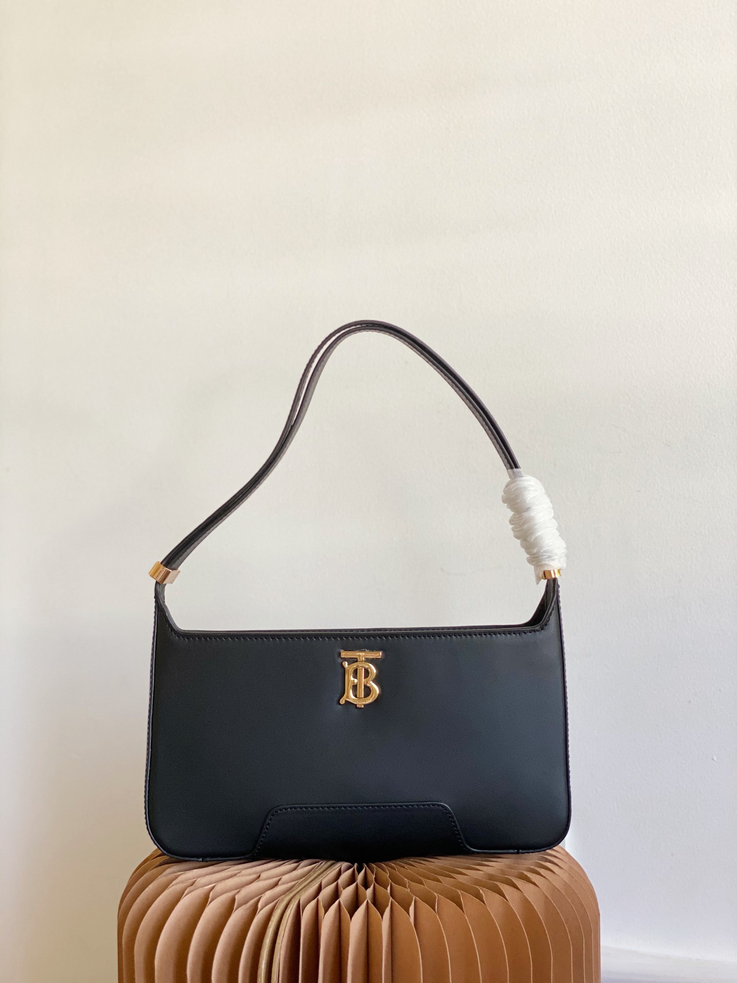 B**rry thomas B**rry bag-28 x 5 x 14cm