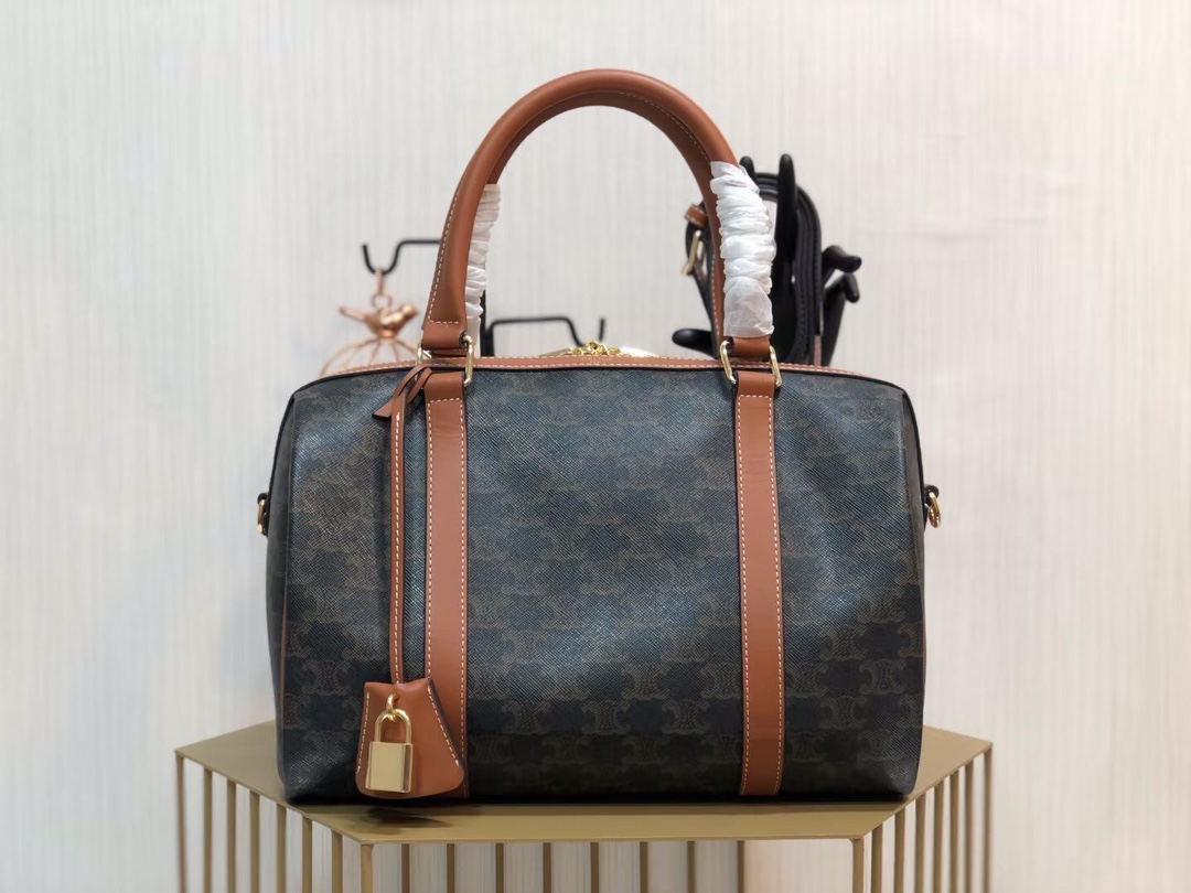 Celin Triomphe Handbags -31*21*17CM