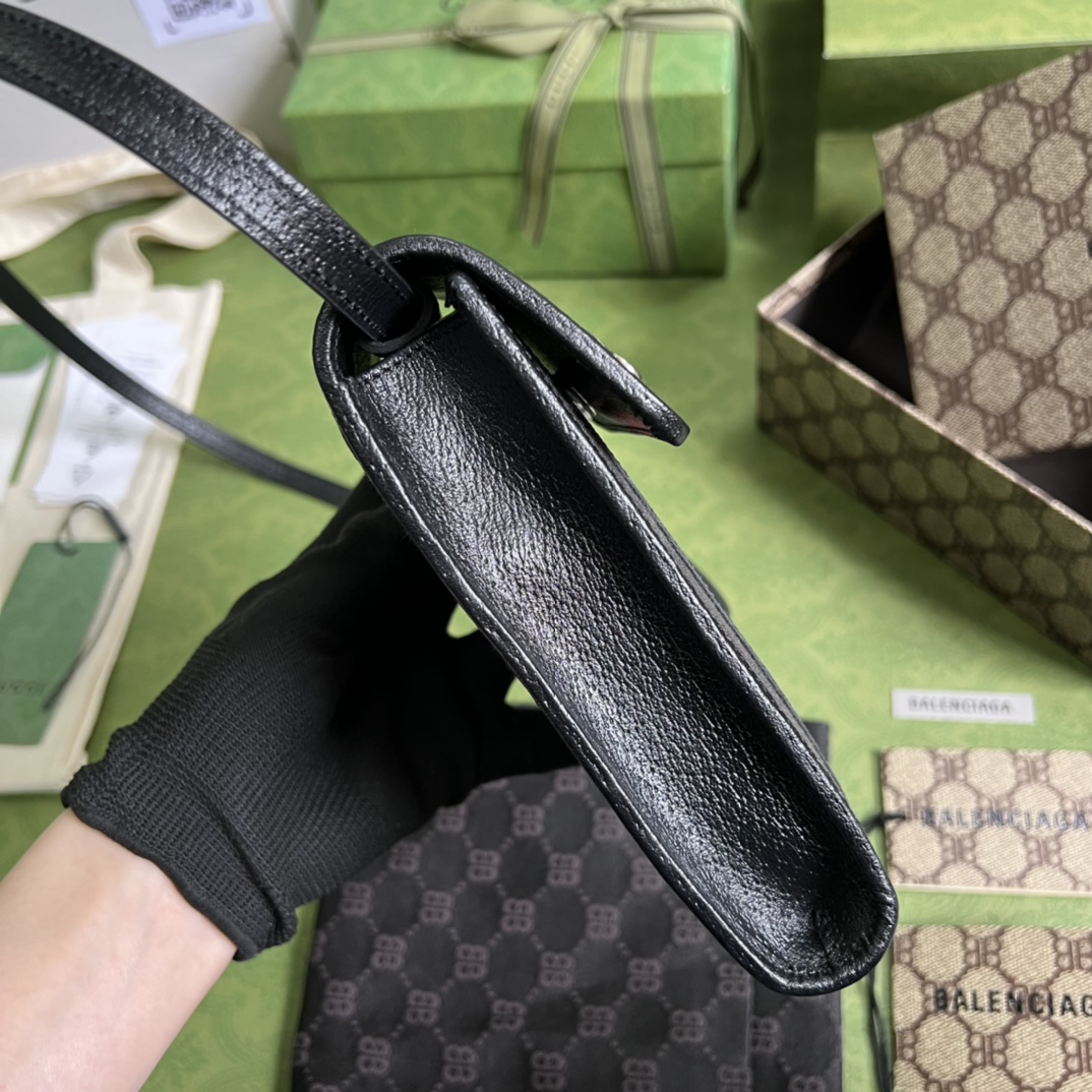 G*u*i&ba*len*cia*ga crossbody bag-11.5x18x3.5cm