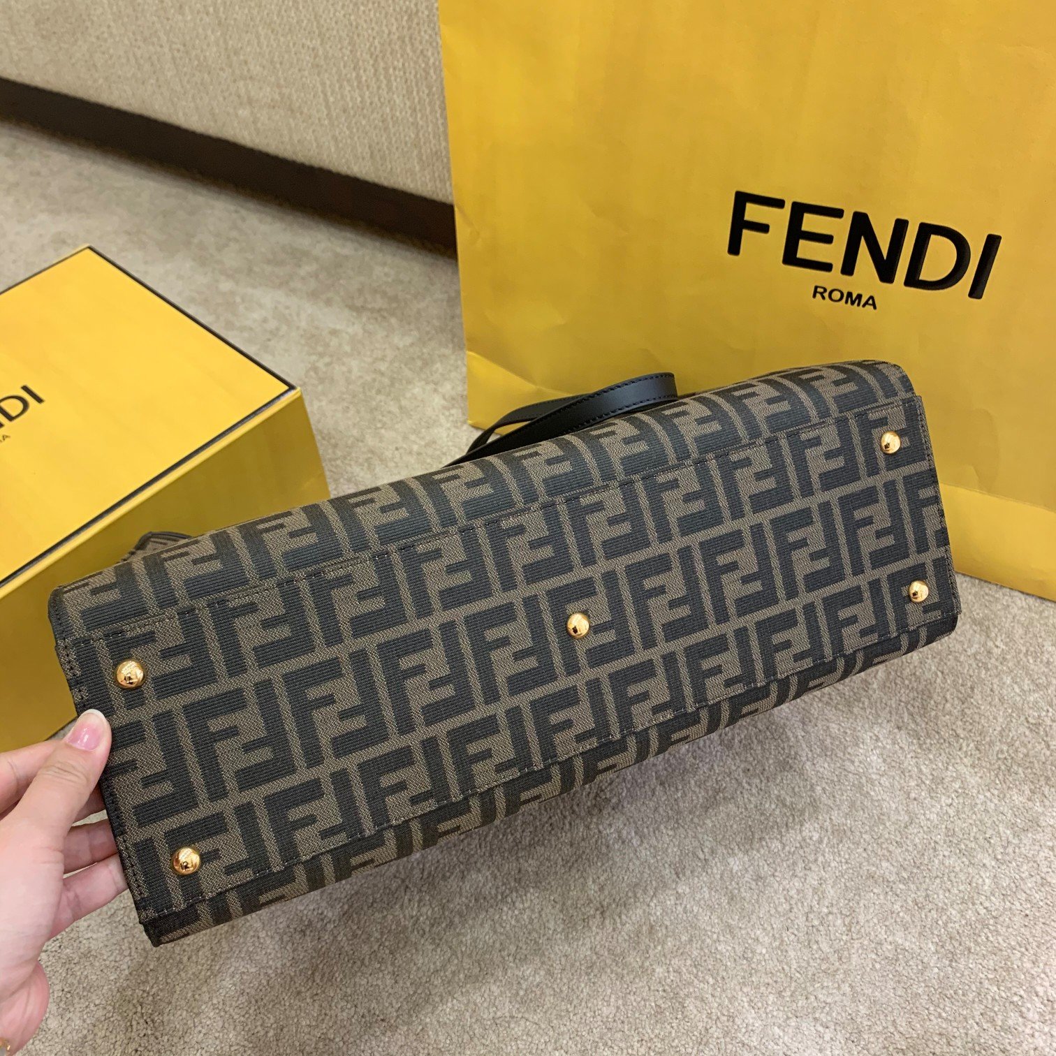 F**di peekaboo-41x16x30cm