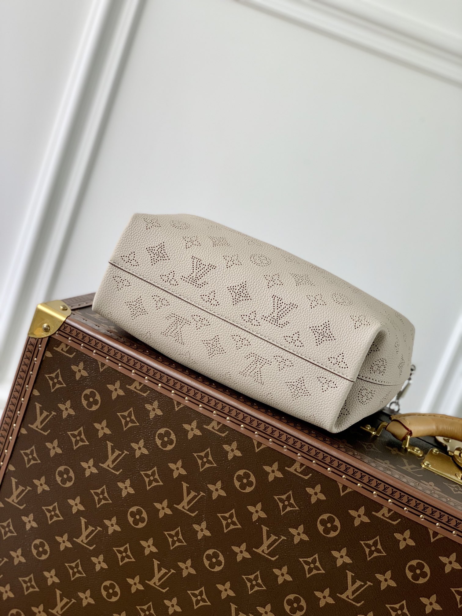 l0*is V*t0n why knot handbag-28*34*12cm