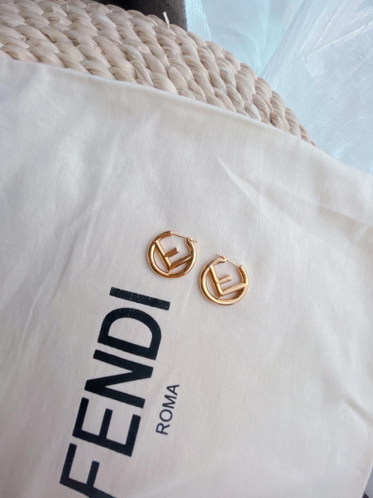 F**di earring