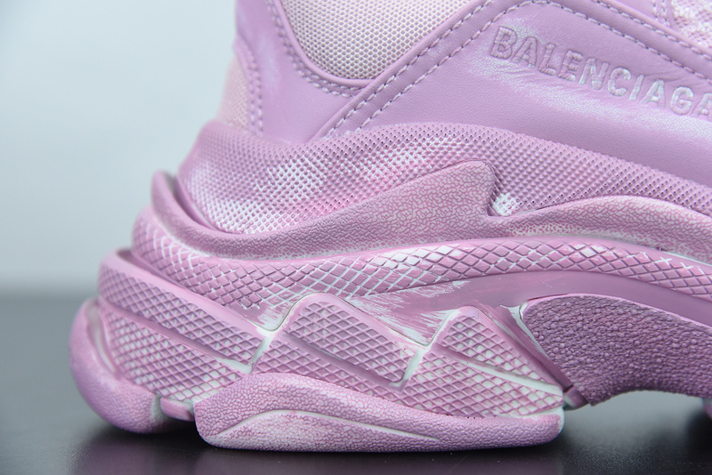 Ba*len*cia*ga triple s