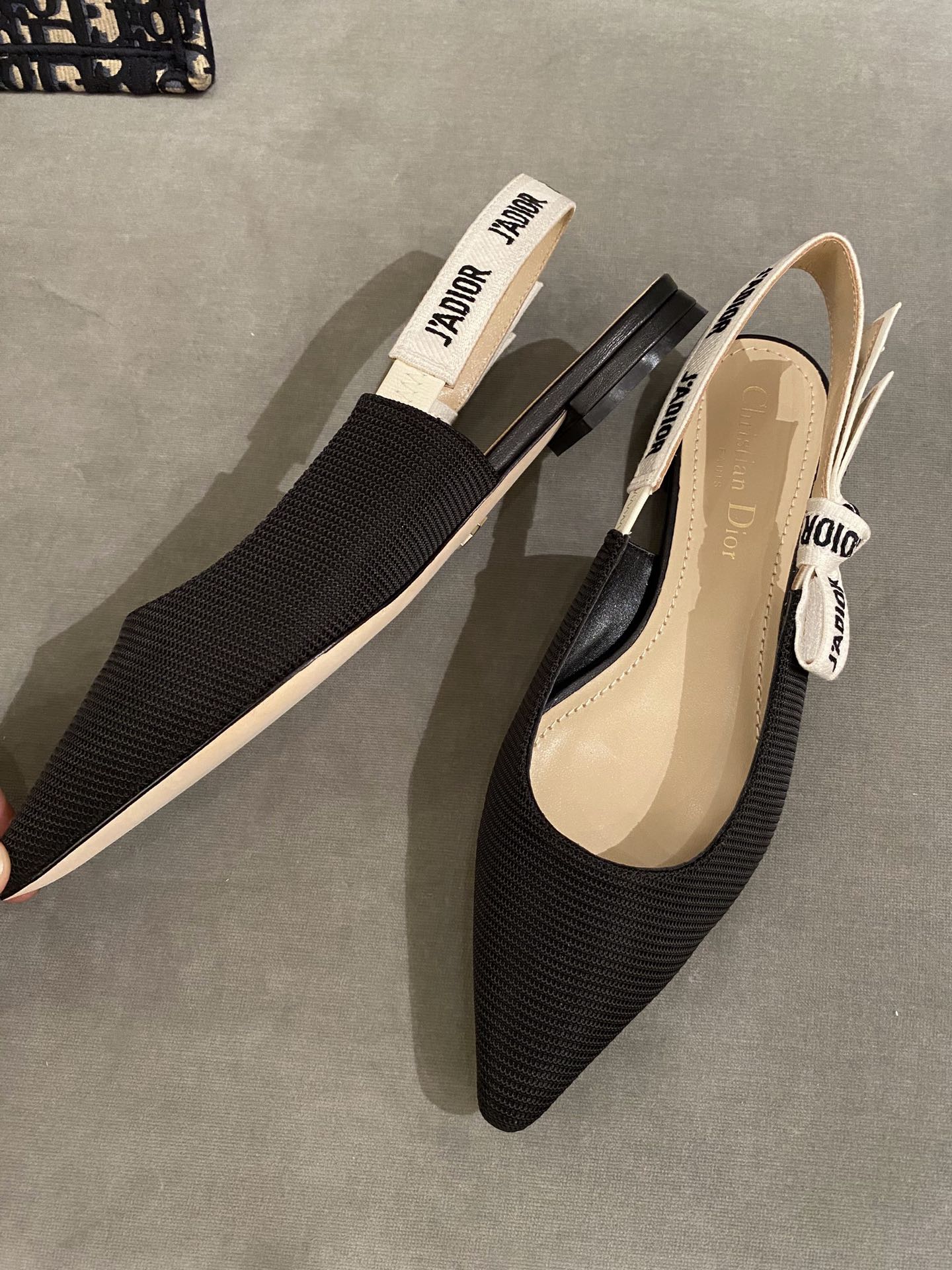 D*or flap shoes