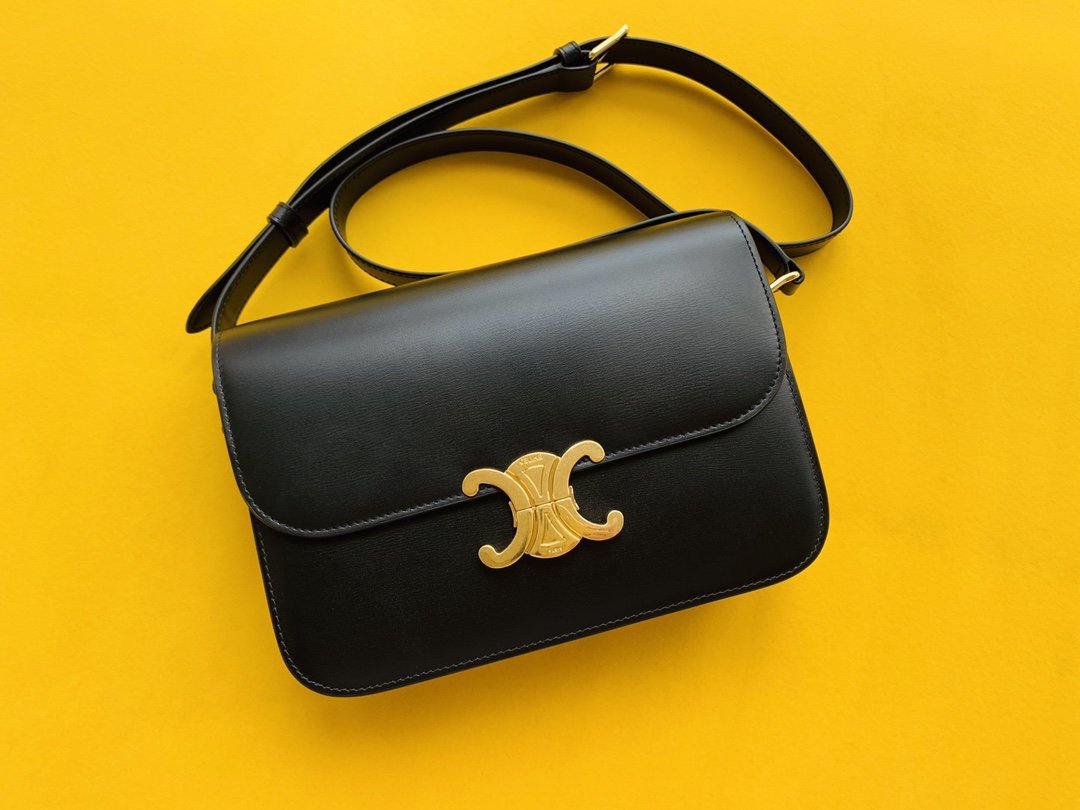 Ce**e Ce**e triomphe bag-22x16.5x7cm