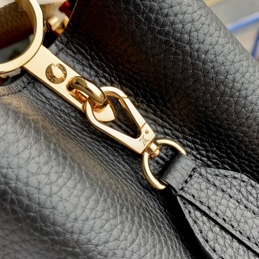 l0*is V*t0n mini capucines handlebag-21*14*8cm