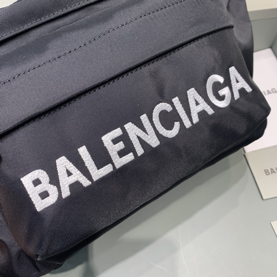 Ba*len*cia*ga wheel logo waist bag-23*5*20cm