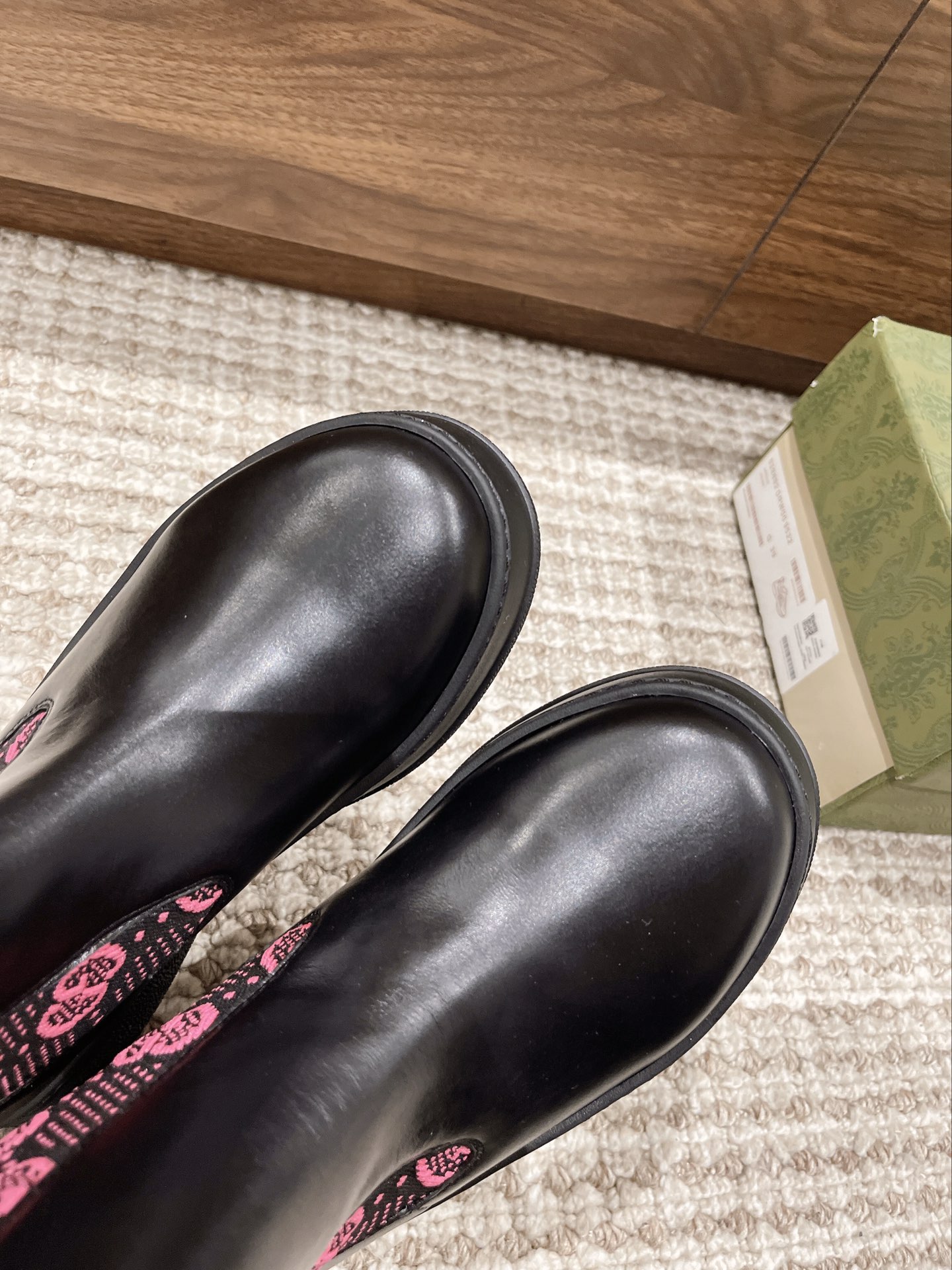 G*u*i boots-6cm
