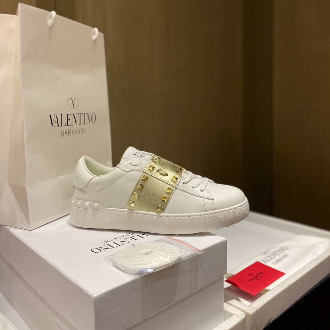 Va1e*ntin0 garavani sneakers