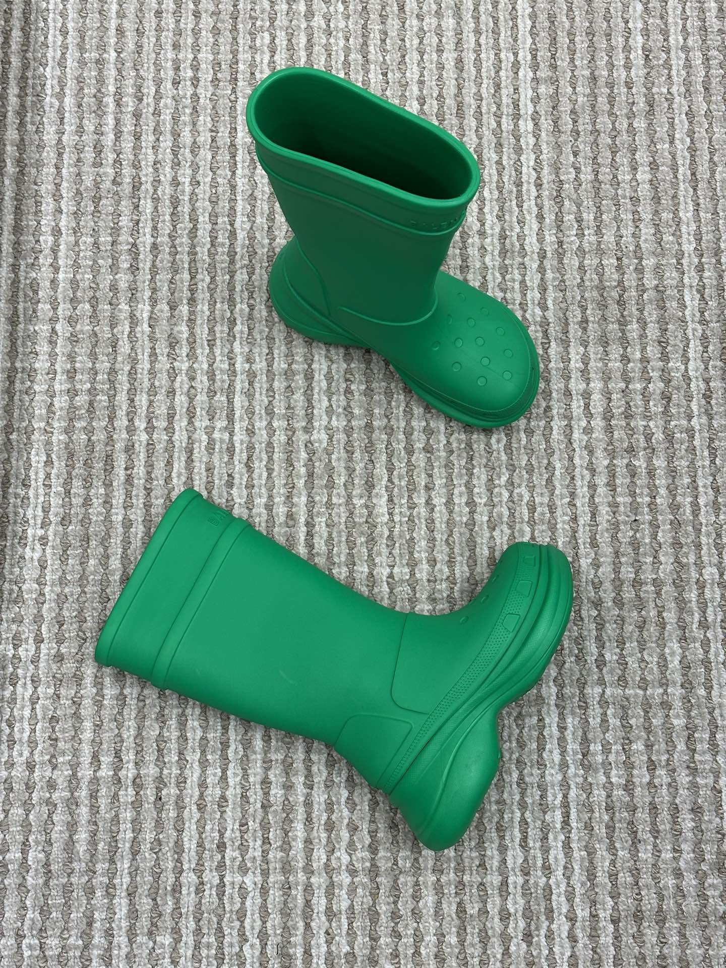 Ba*len*cia*ga boots