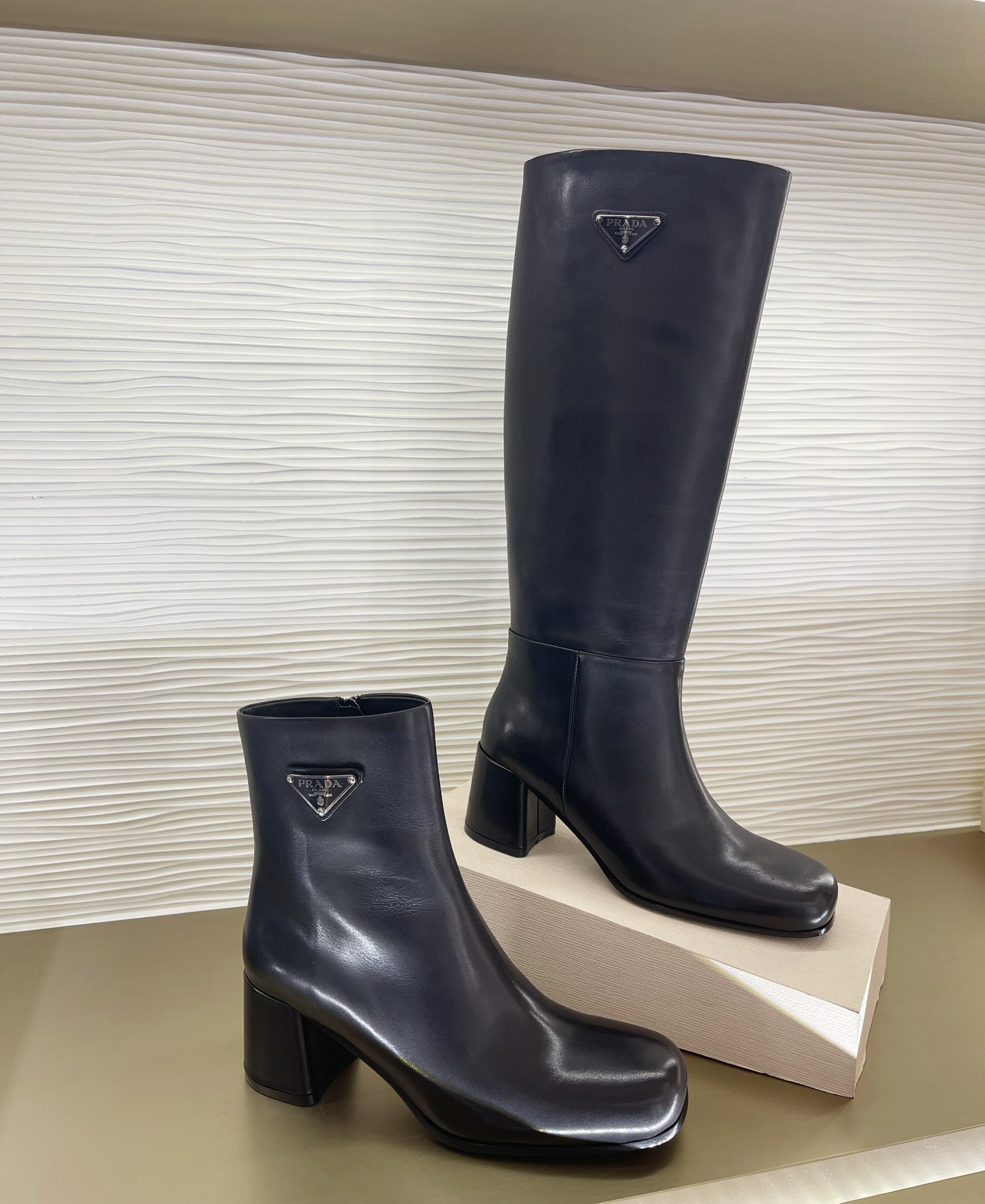 Pra*a 2022ss boots