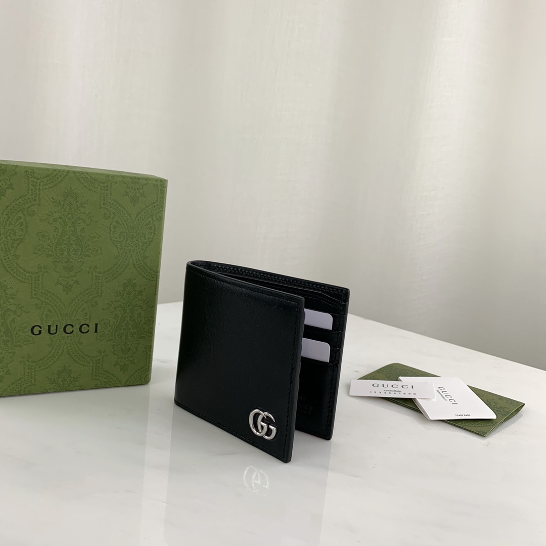 G*u*i wallet-11x9cm