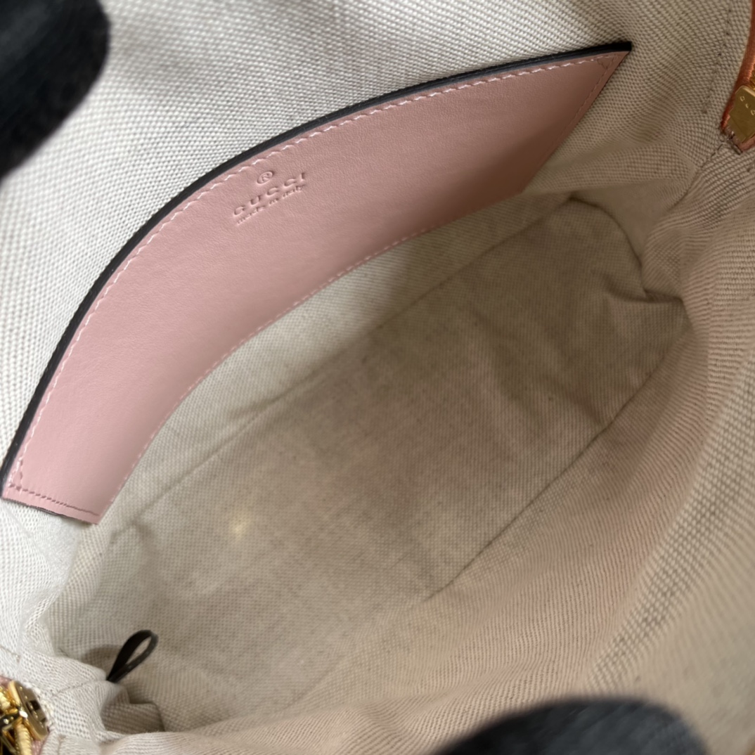 G*u*i gg matelassé handlebag-23.5*19*8cm