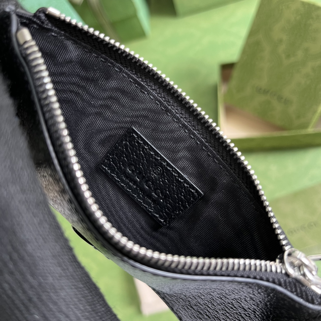 G*u*i wallet-14*7cm