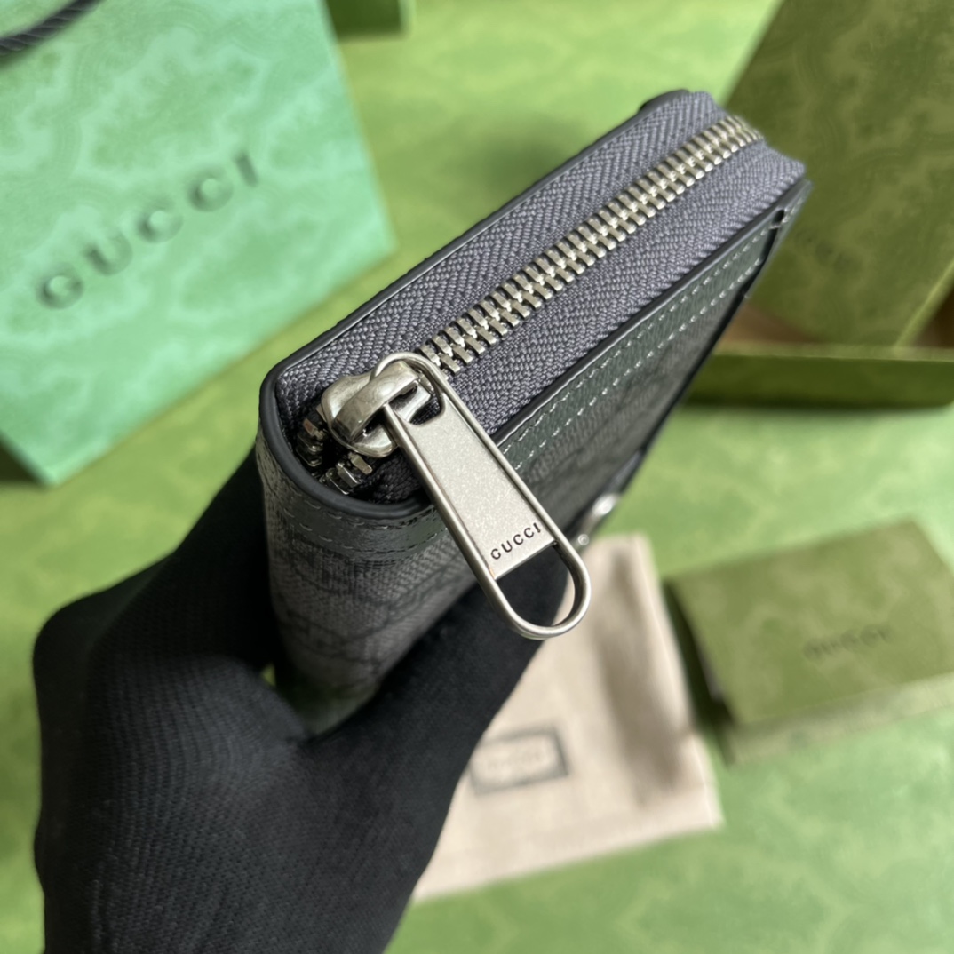 G*u*i wallet-19*10.5*2.5cm
