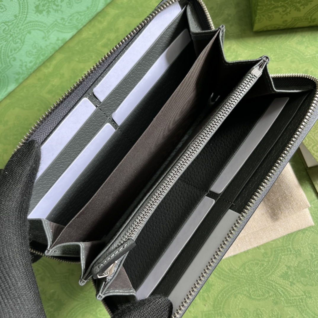 G*u*i wallet-19*10.5*2.5cm