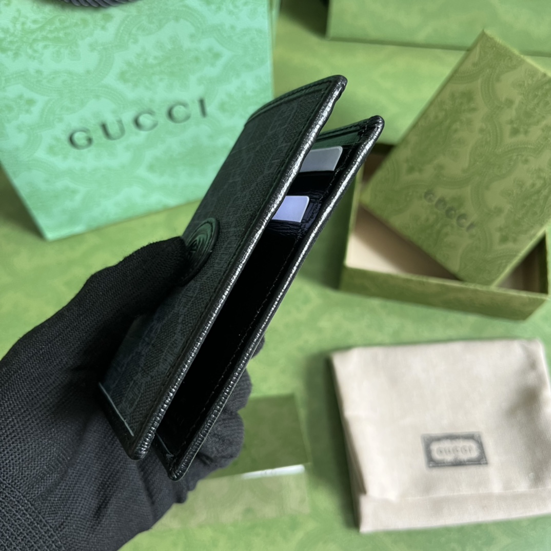 G*u*i wallet-7.5*12cm