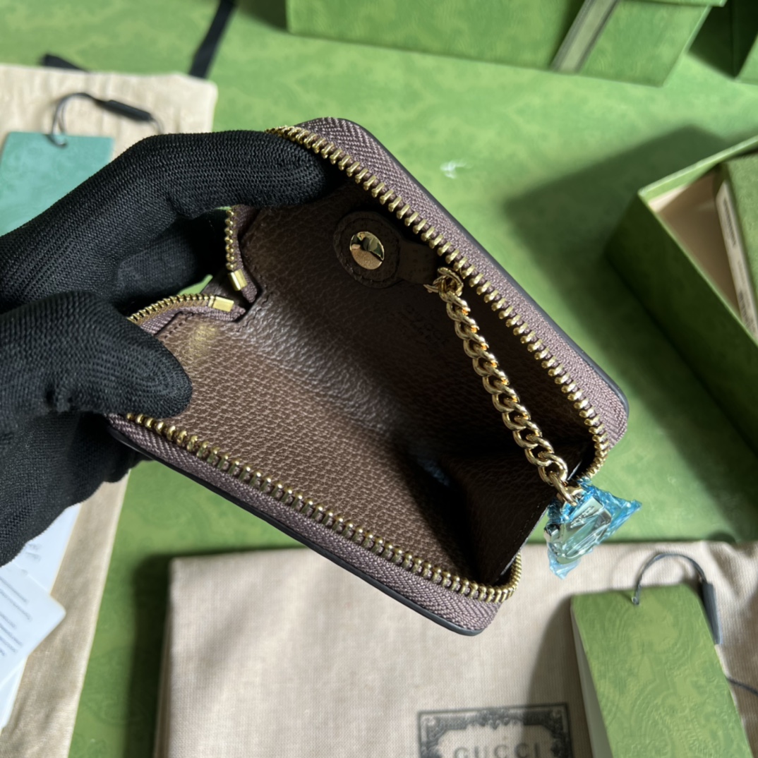 G*u*i wallet-10.5*6.5*2.5cm