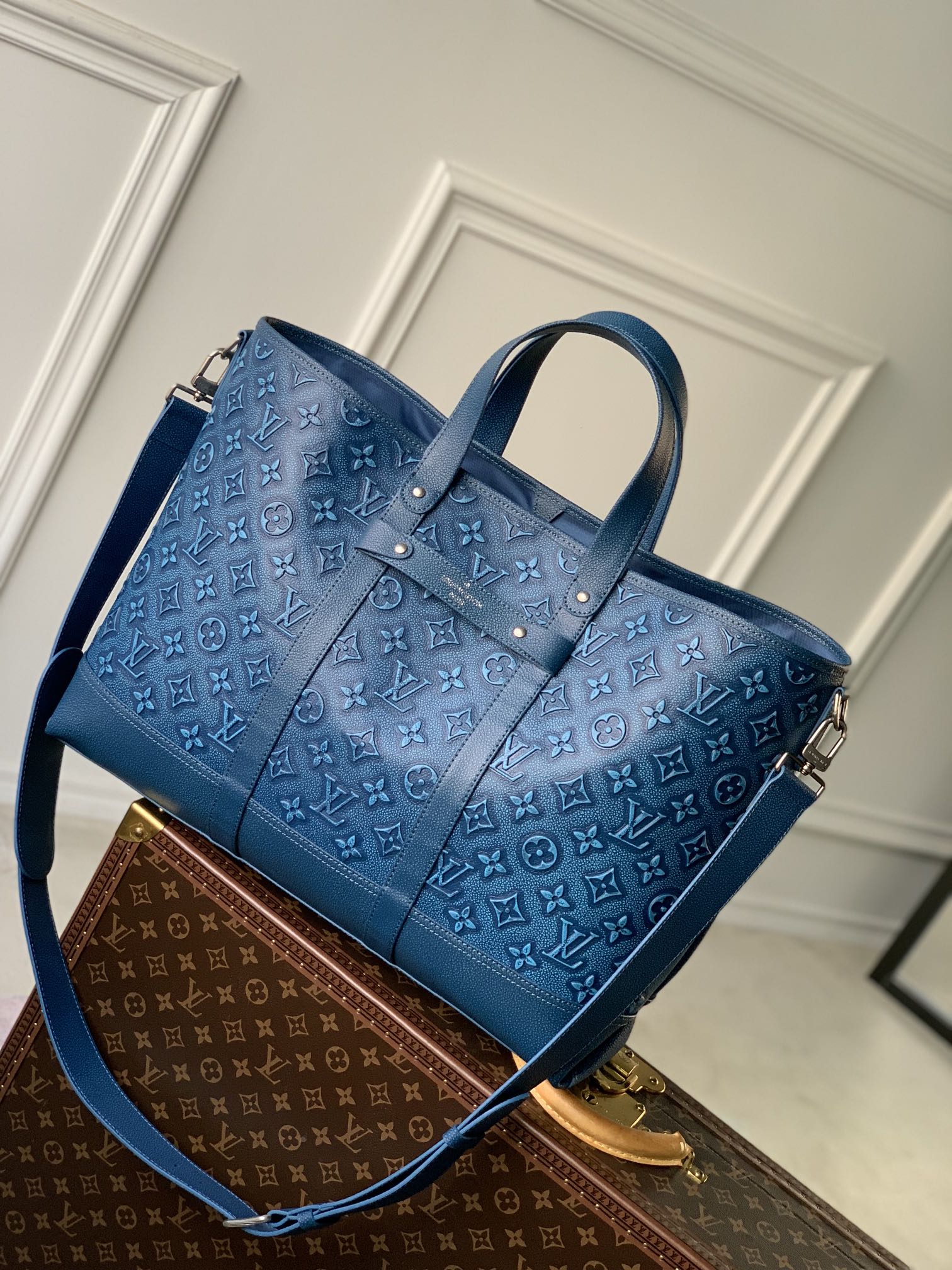 l0*is V*t0n roll top handbags m21371-60*37*15.5cm