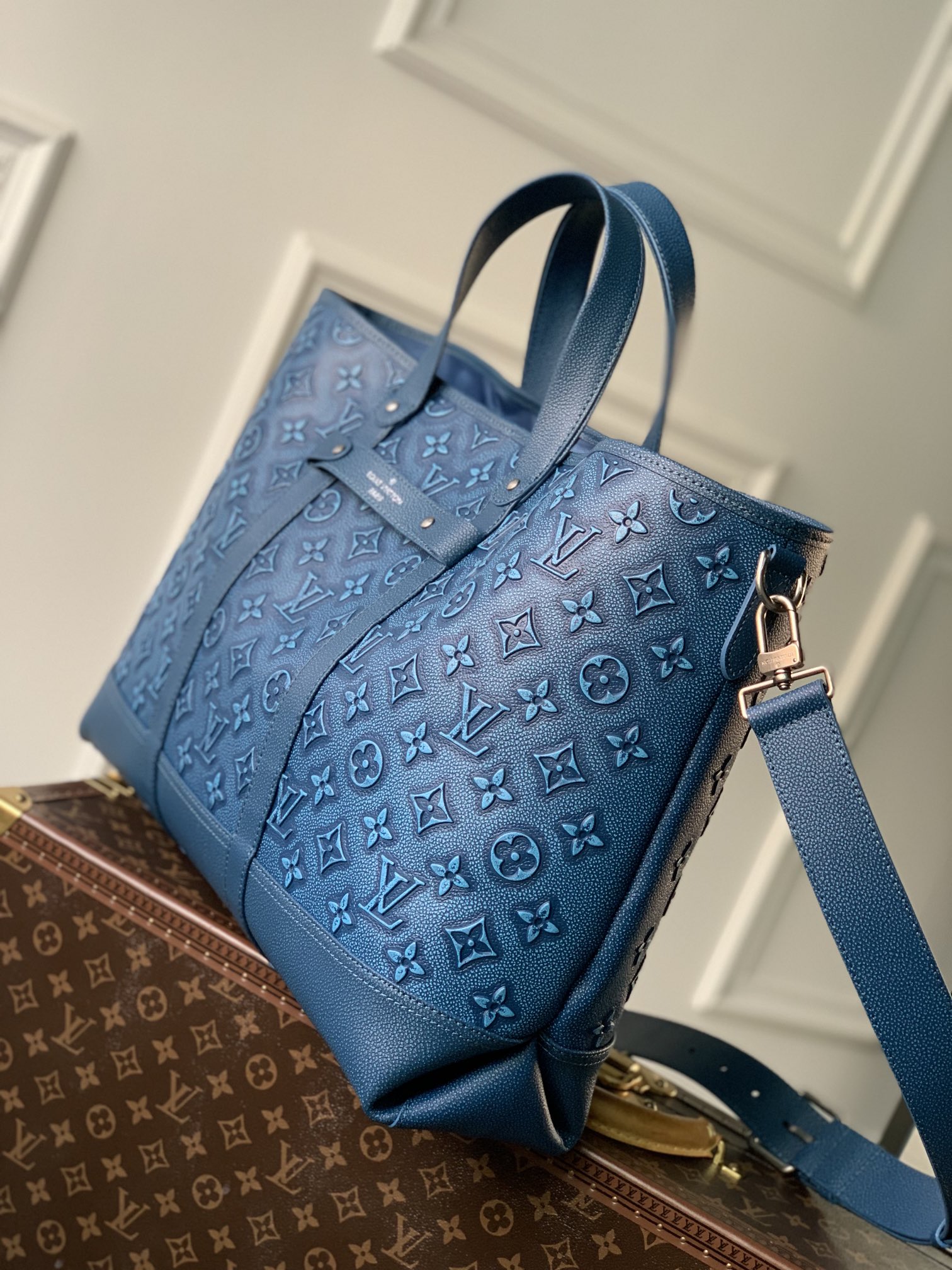 l0*is V*t0n roll top handbags m21371-60*37*15.5cm