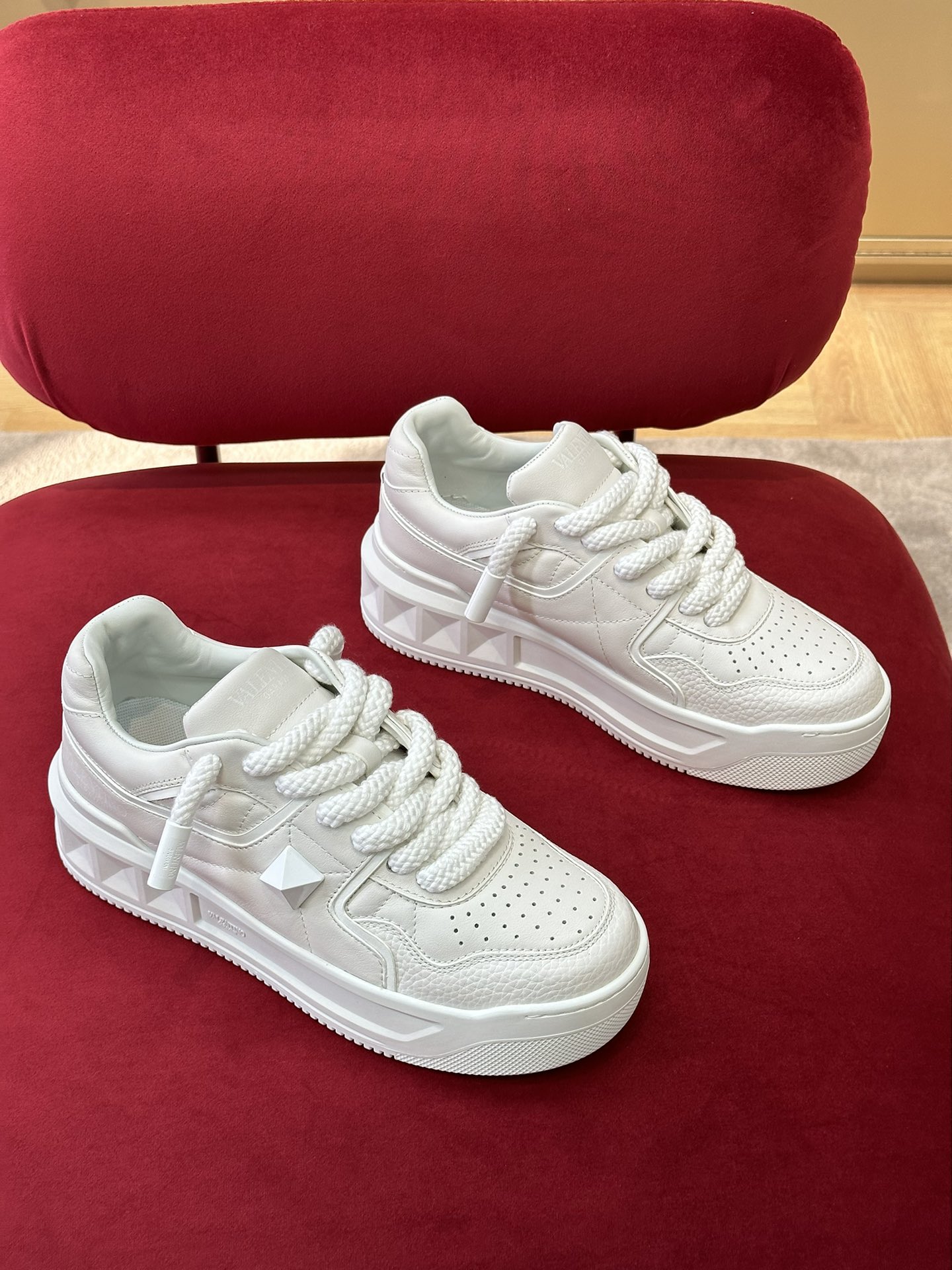Va1e*ntin0 sneaker(eu35-45)