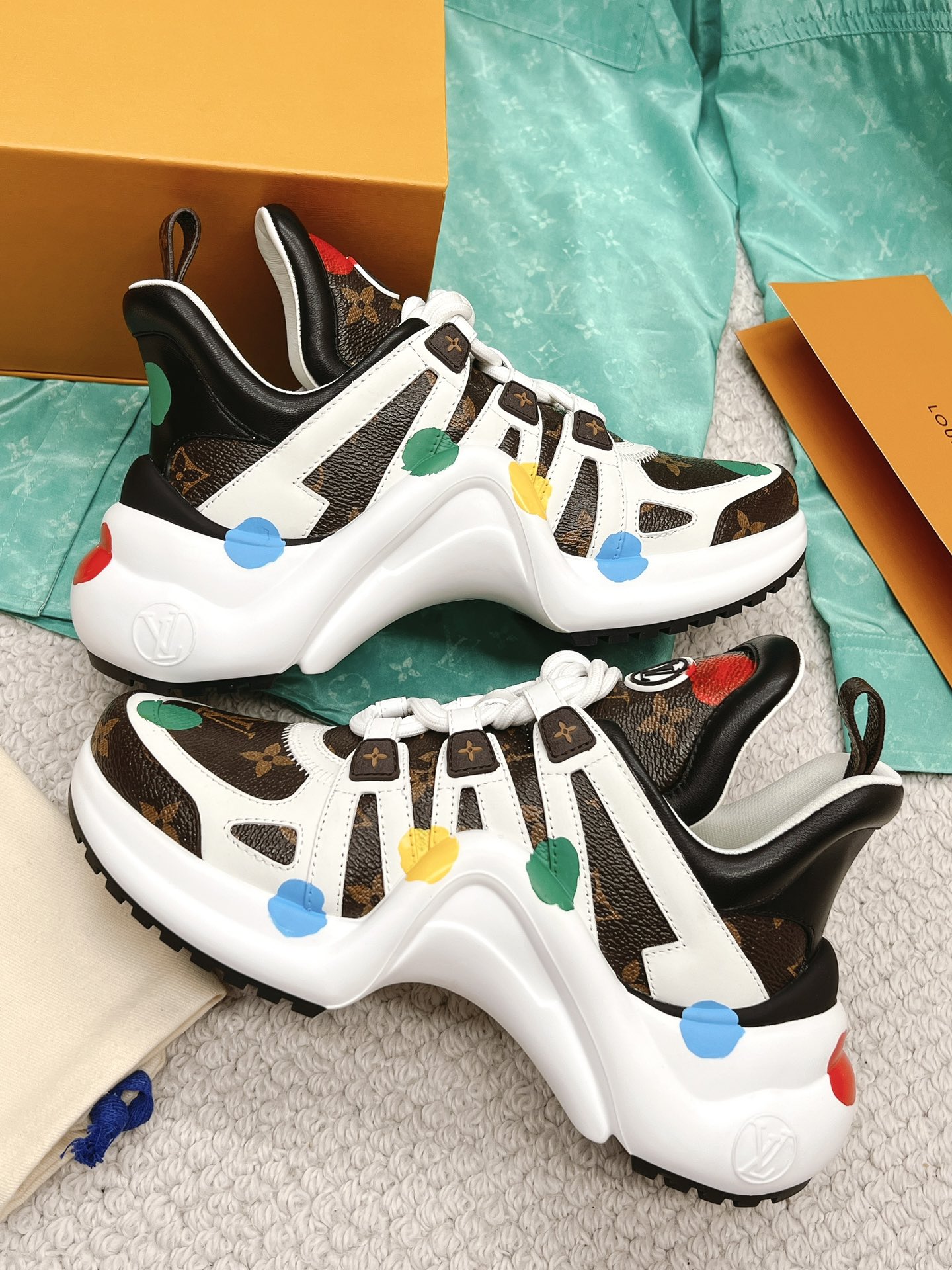 l0*is V*t0n archlight sneaker(eu35-41)