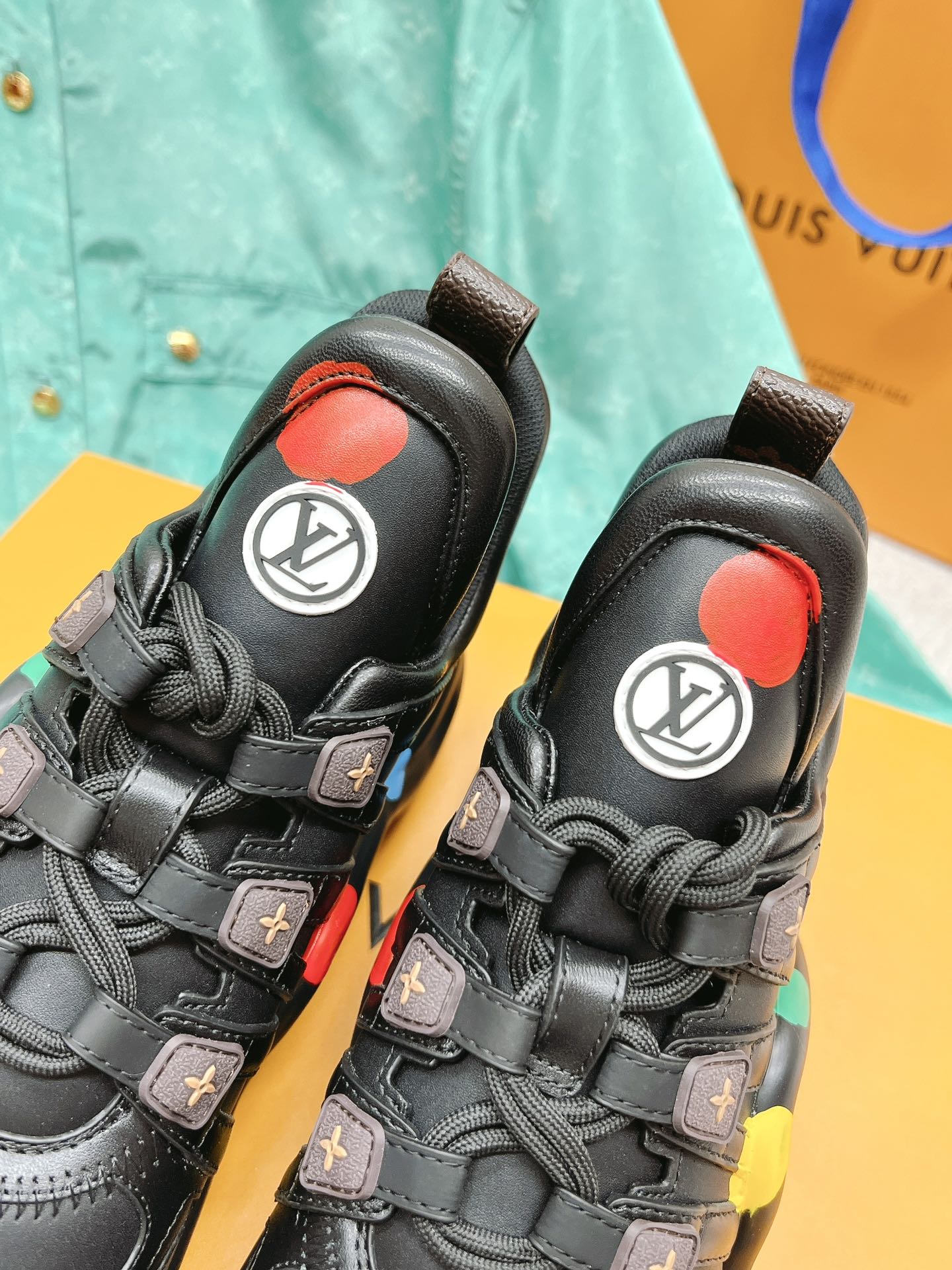 l0*is V*t0n archlight sneaker(eu35-41)