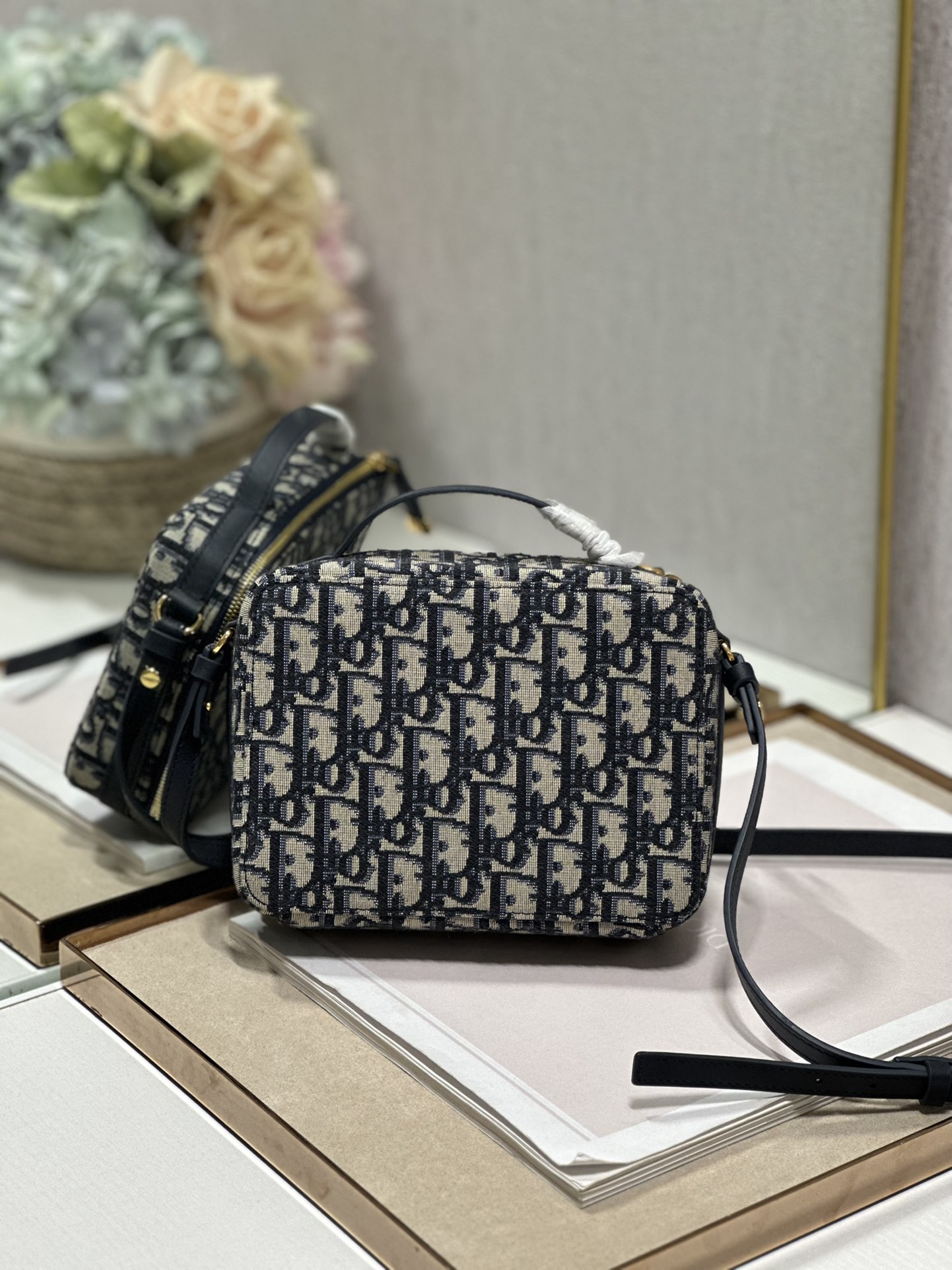 D*or 2023 caro bag-18×13×5cm